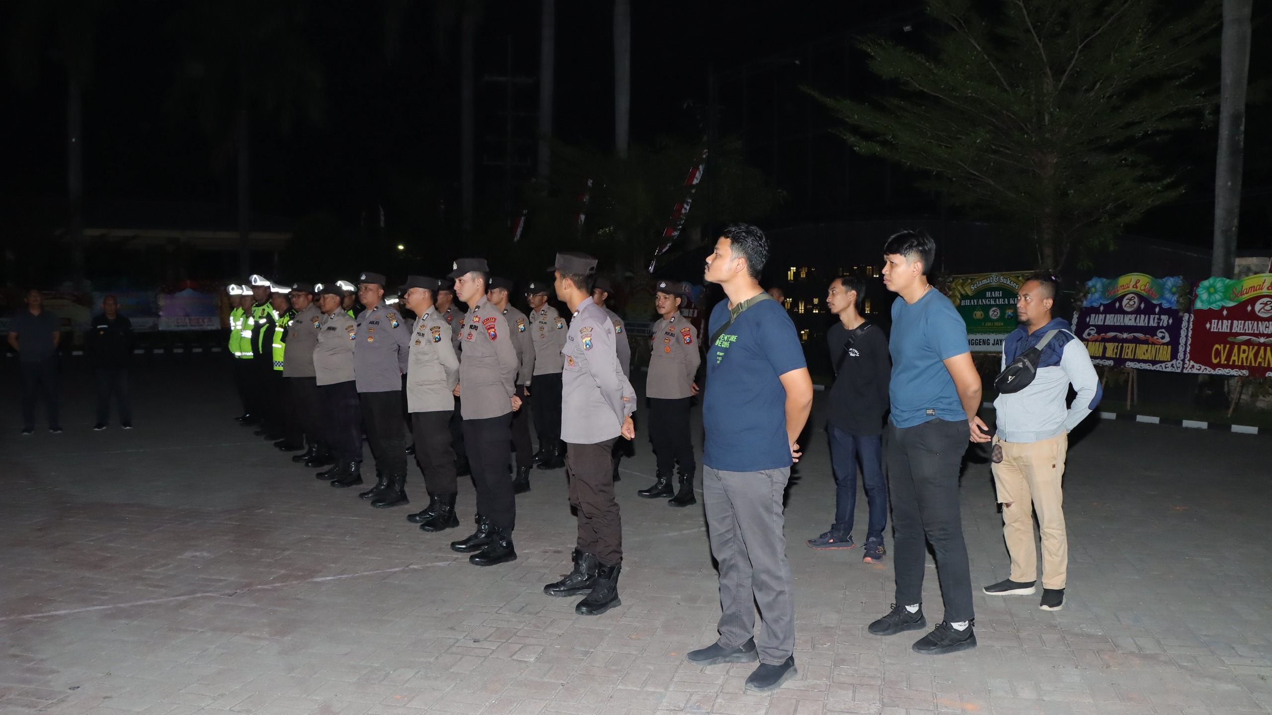 Polres Nganjuk Gelar Patroli Skala Besar, Antisipasi Kejahatan Jalanan di Akhir Pekan