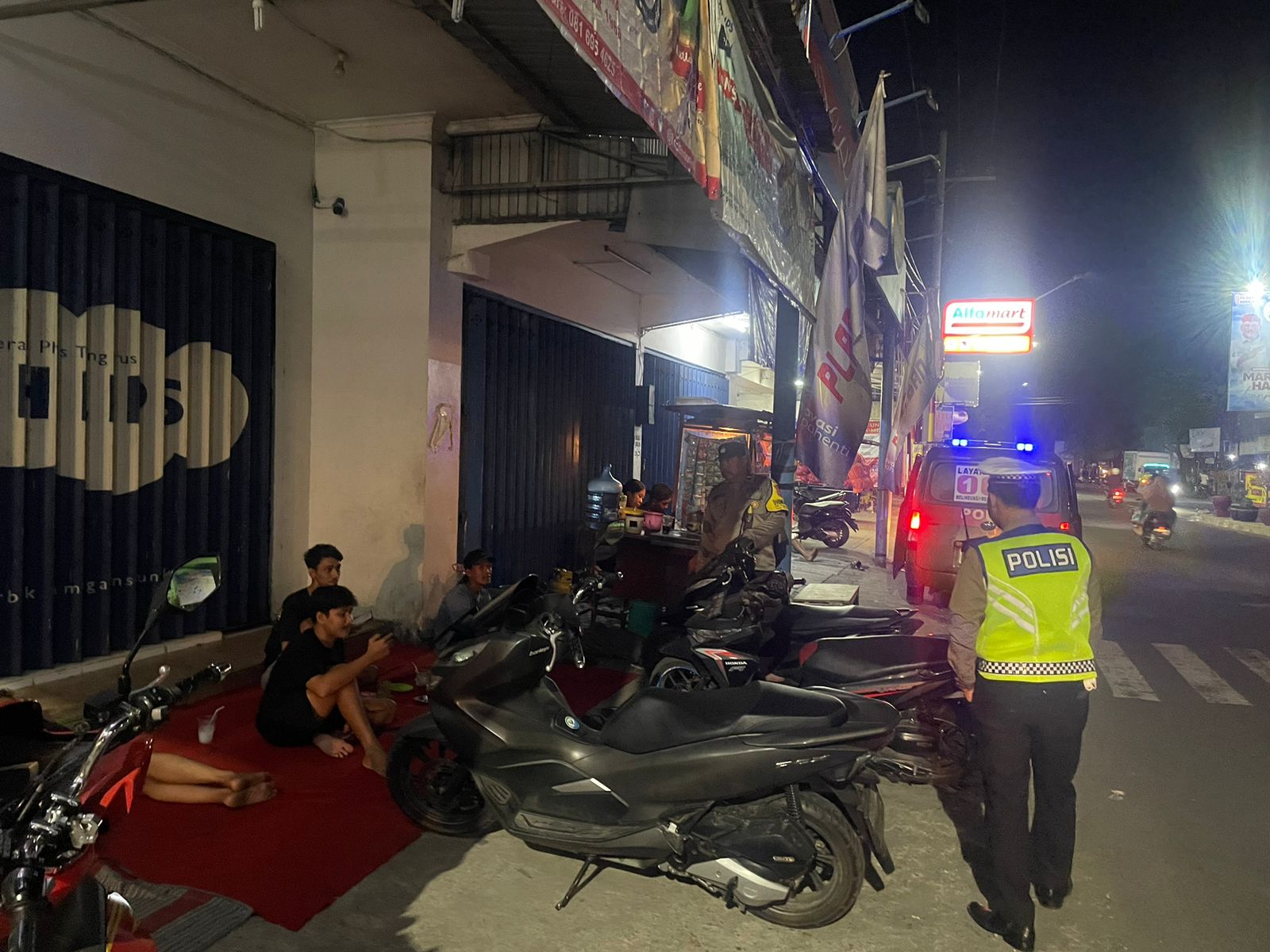 Polsek Warujayeng Tingkatkan Patroli untuk Ciptakan Situasi Kondusif Jelang Pilkada