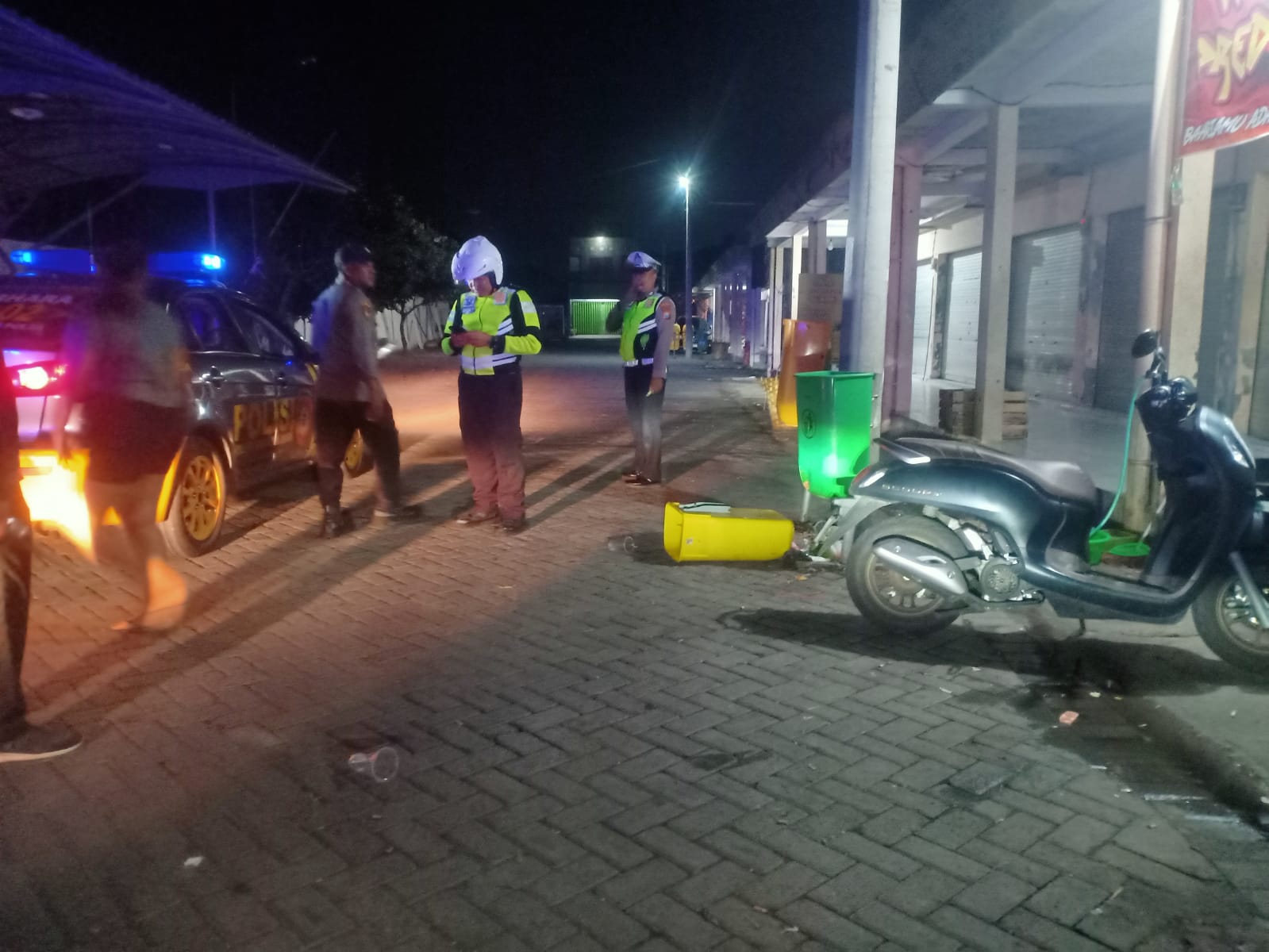 Patroli Blue Light Polsek Nganjuk Kota Gelar Razia Antisipasi Gesekan Antar Pemuda