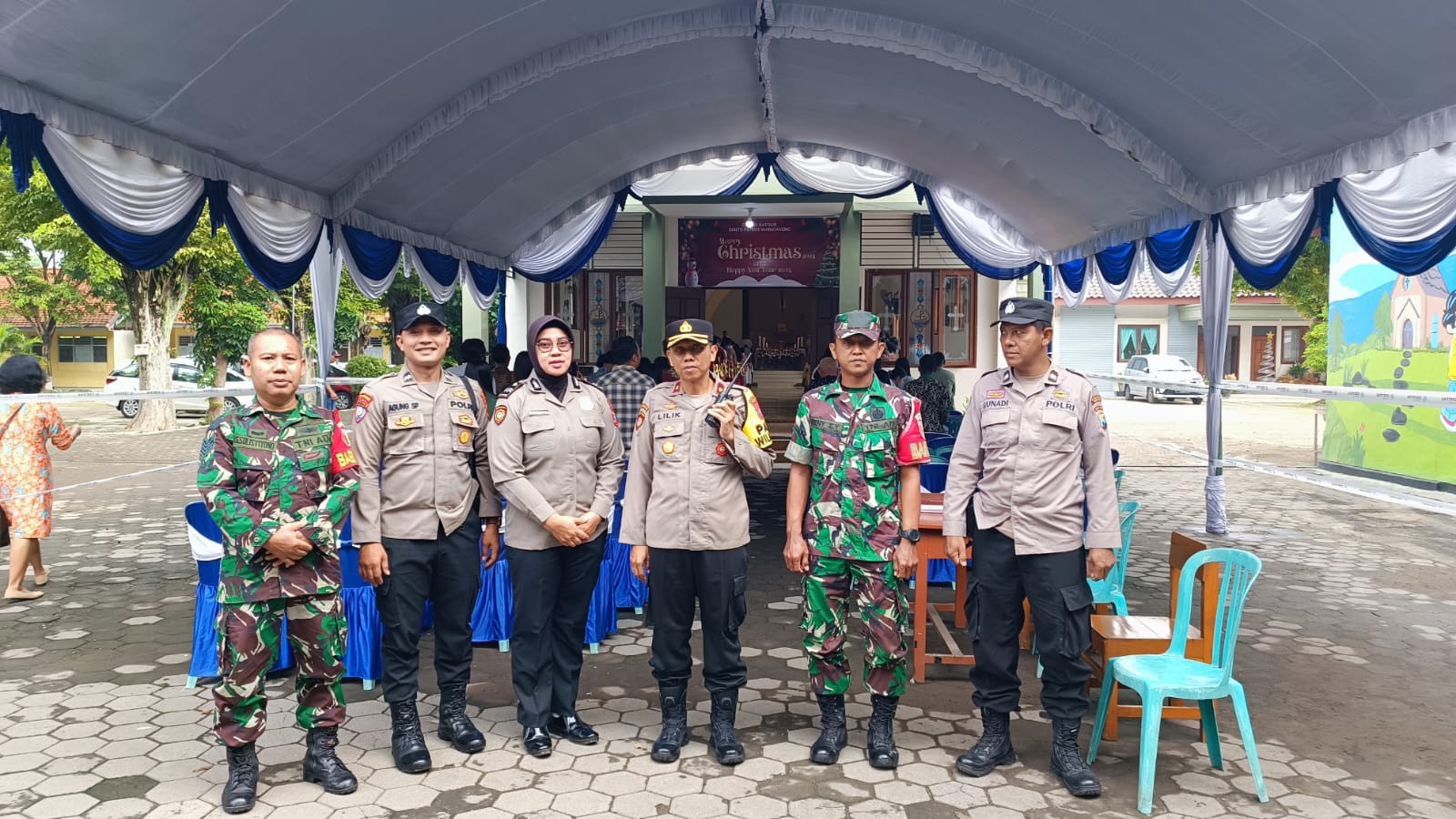 Kapolsek Warujayeng Pantau Perayaan Natal 2024 di Tanjunganom