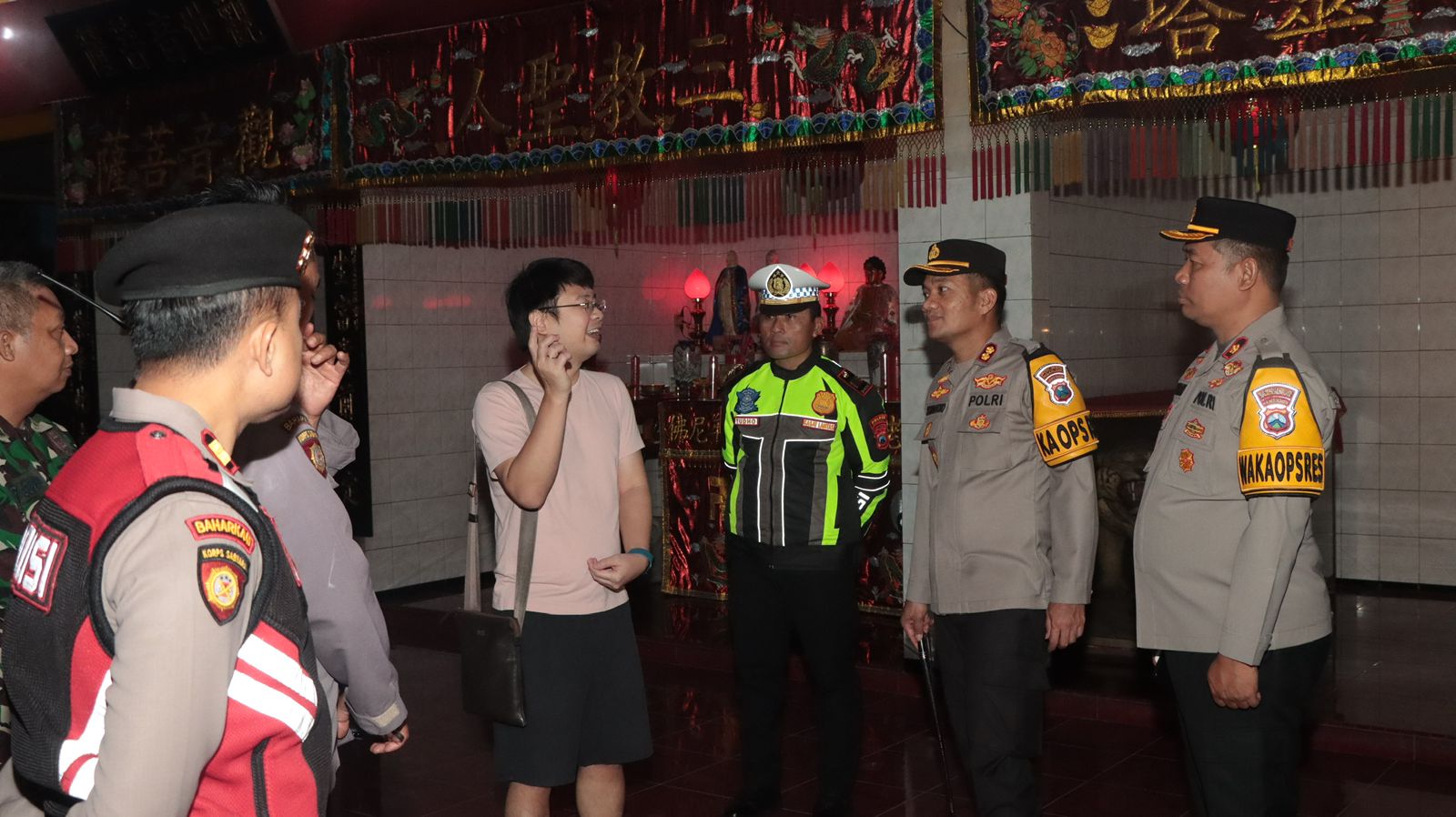 Kapolres Nganjuk Cek Kesiapan Pengamanan Imlek 2025 di Klenteng Kertosono dan Sukomoro