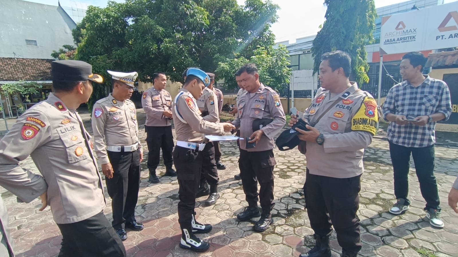 Mitigasi Pelanggaran Anggota, Kapolsek Warujayeng Bersama Provos Gelar Gaktiblin