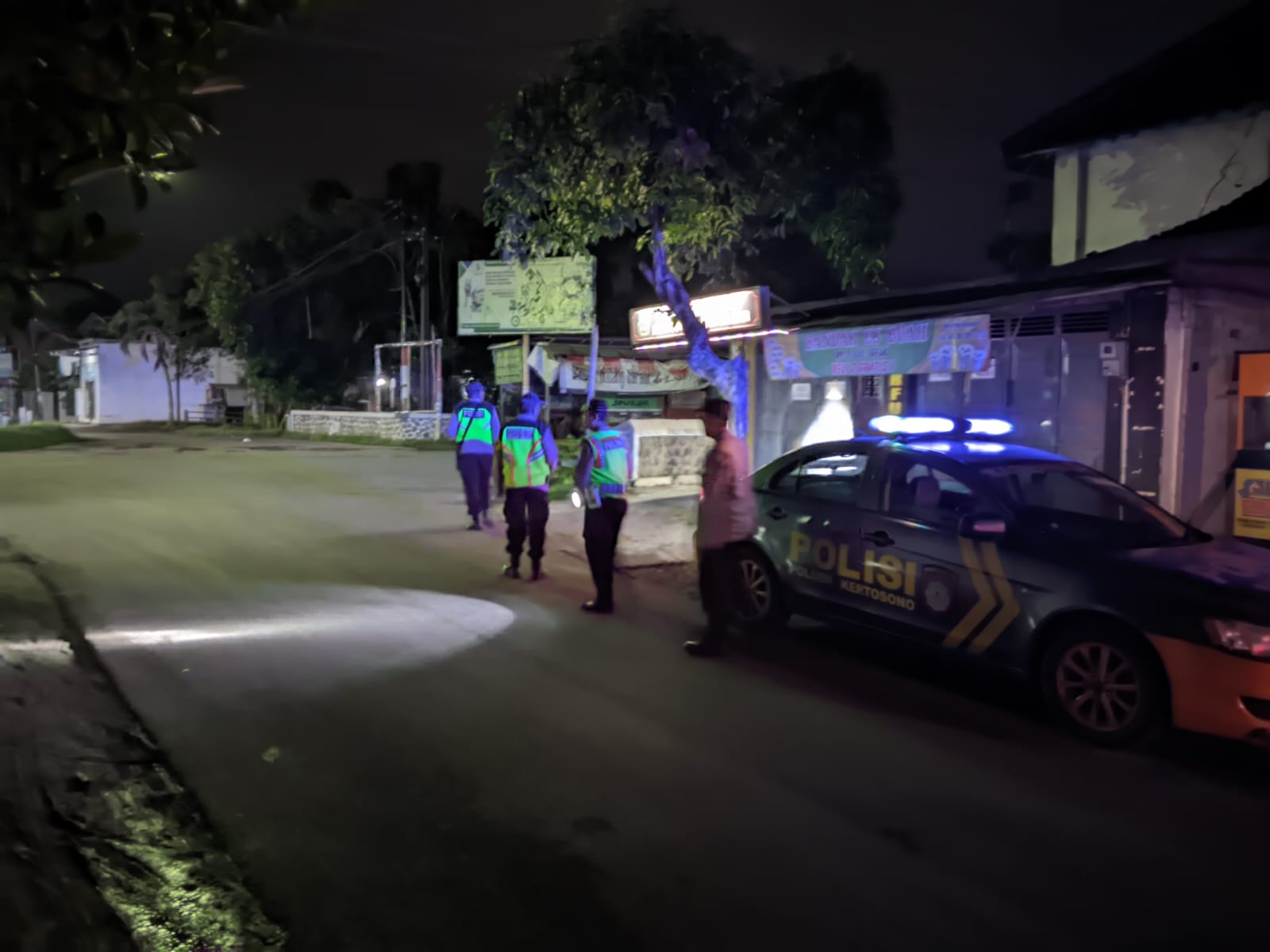 Patroli Blue Light Cegah Gesekan Antar Perguruan Silat Di Perbatasan Wilayah