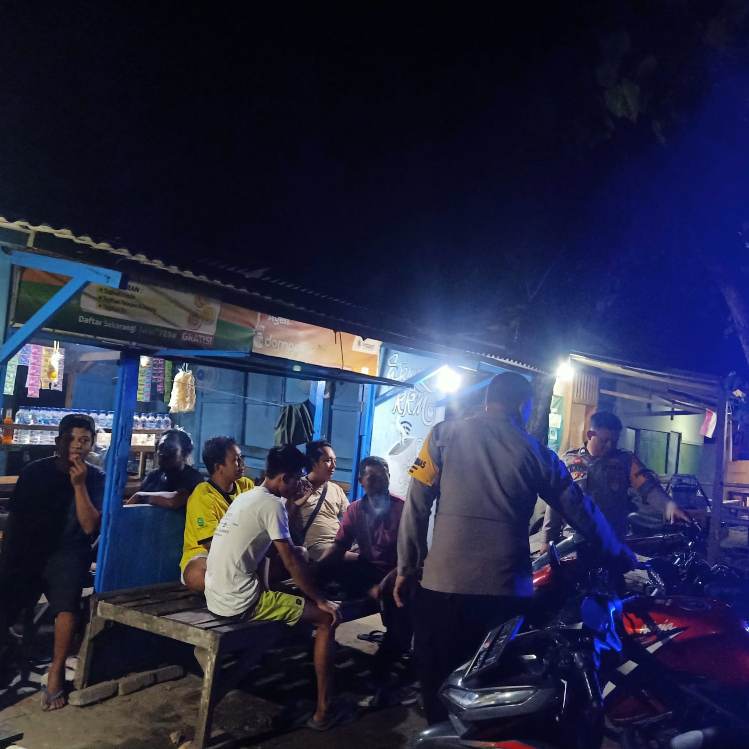 Patroli Malam Hari, Ka Jaga Polsek Jatikalen Ajak Pemuda Aktif Jaga Kamtibmas
