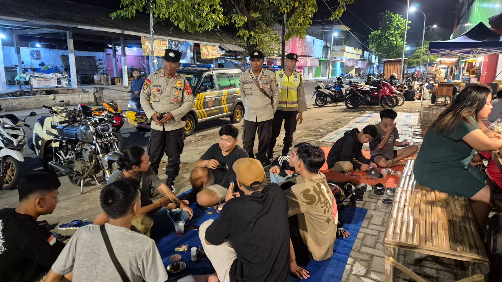 Polsek Kertosono Tingkatkan Patroli Jelang Lebaran, Berikan Himbauan Kamtibmas kepada Warga