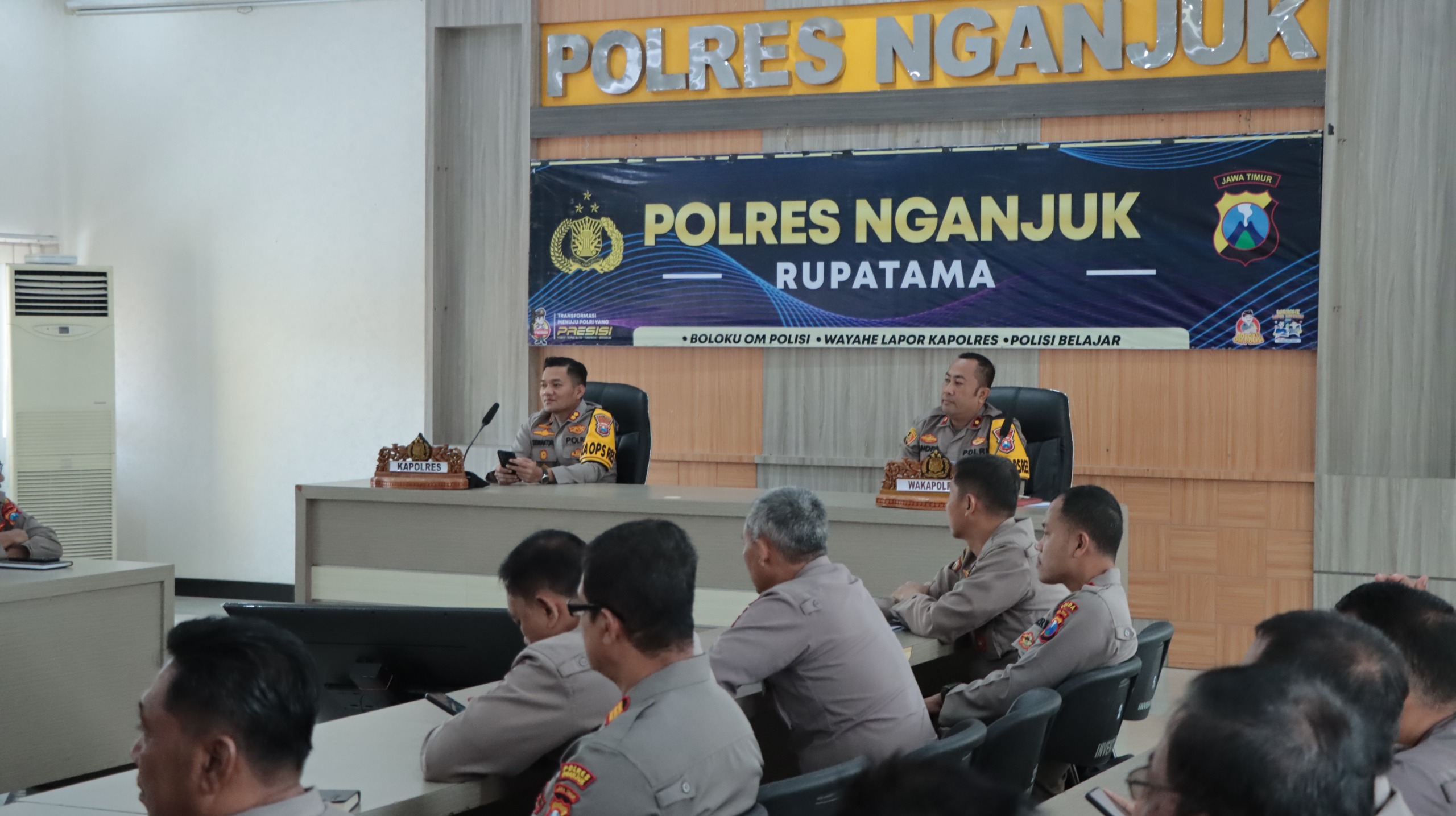Kecelakaan Lalu Lintas Turun 52 Persen, Polres Nganjuk Tekankan Hasil Positif Ops. Ketupat Semeru 2025
