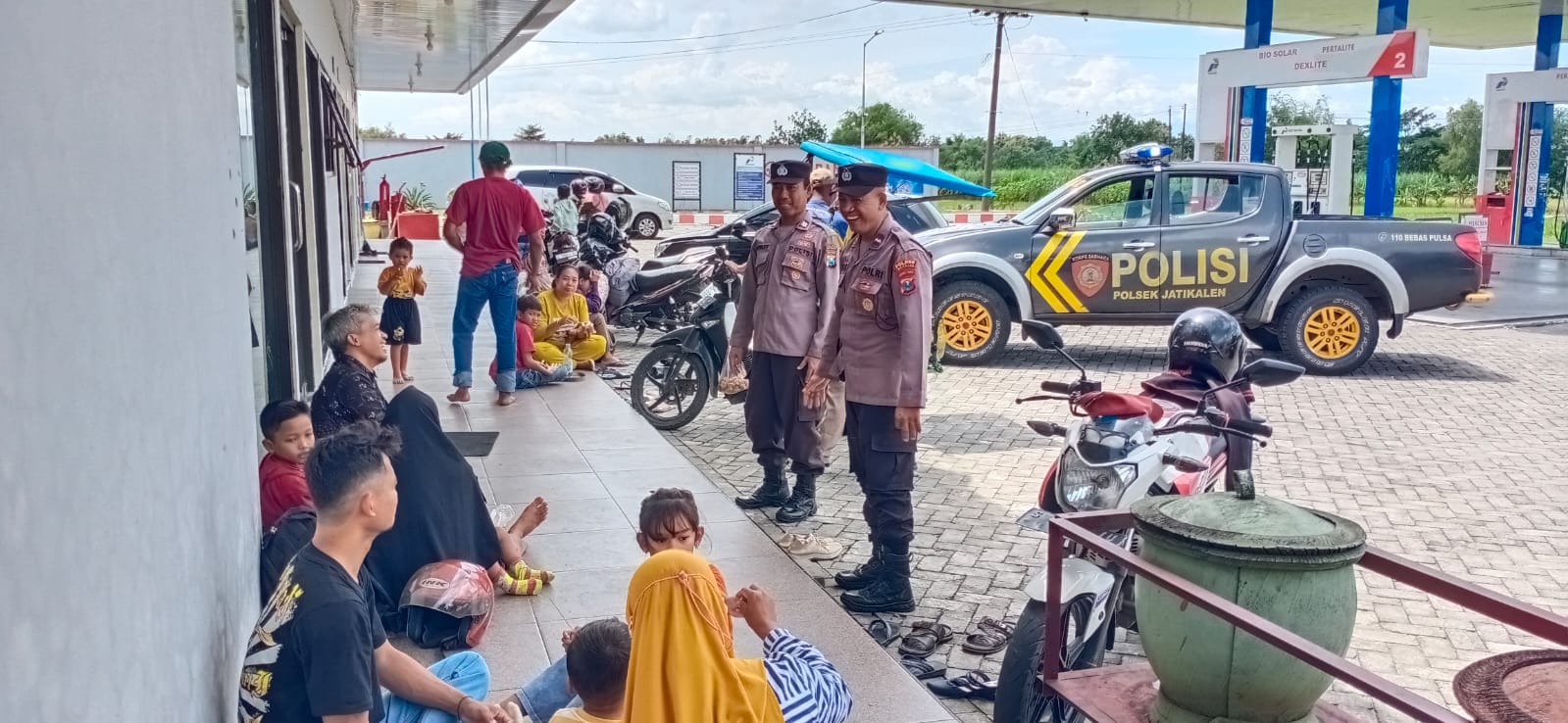 Jelang Arus Balik Lebaran, Polsek Jatikalen Intensifkan Patroli Dialogis di SPBU