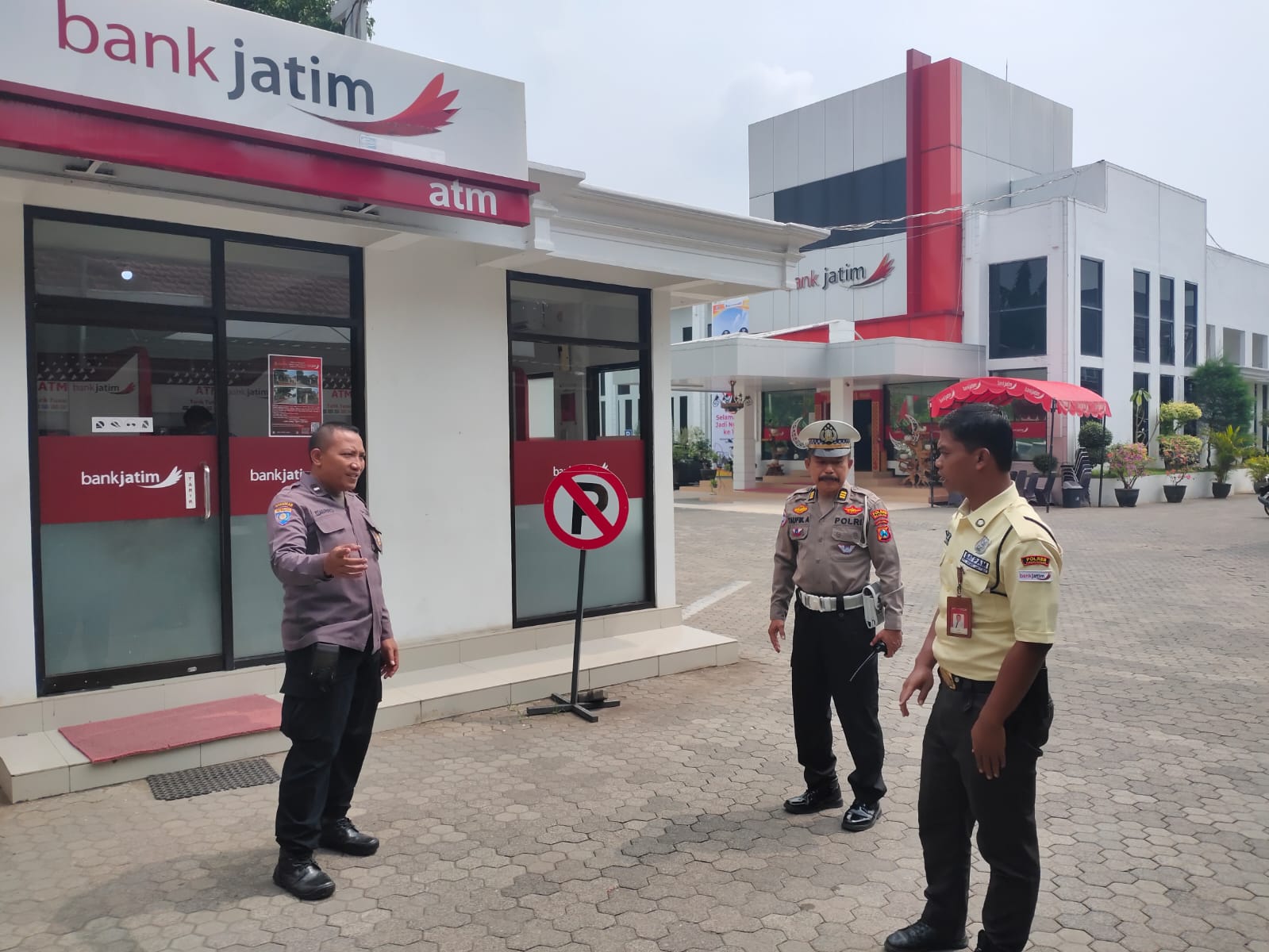 Polsek Nganjuk Kota Intensifkan Patroli di Perbankan Demi Cegah Kriminalitas