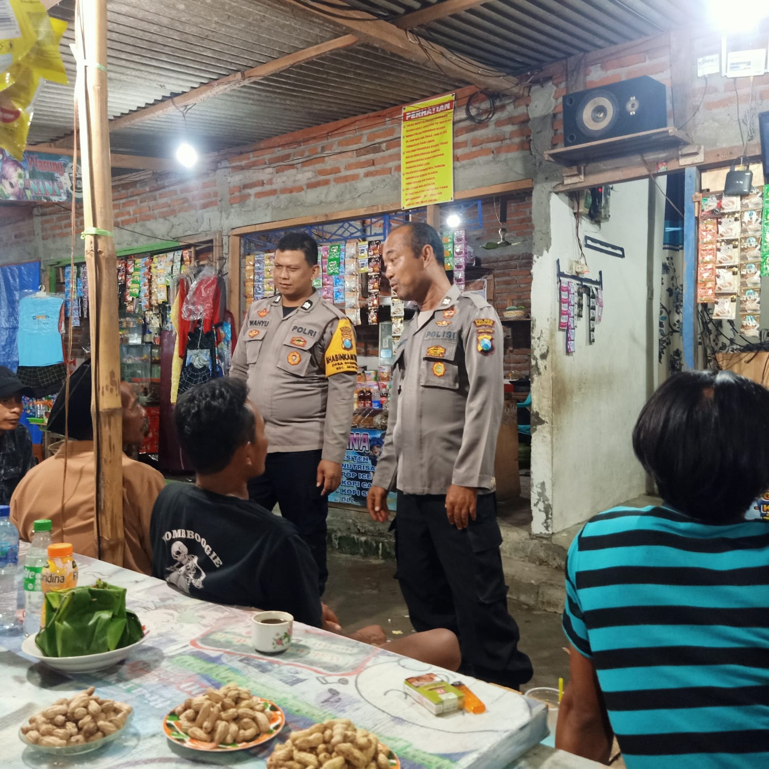 Jaga Kamtibmas di Malam Hari, Personel polsek Jatikalen Patroli Dialogis