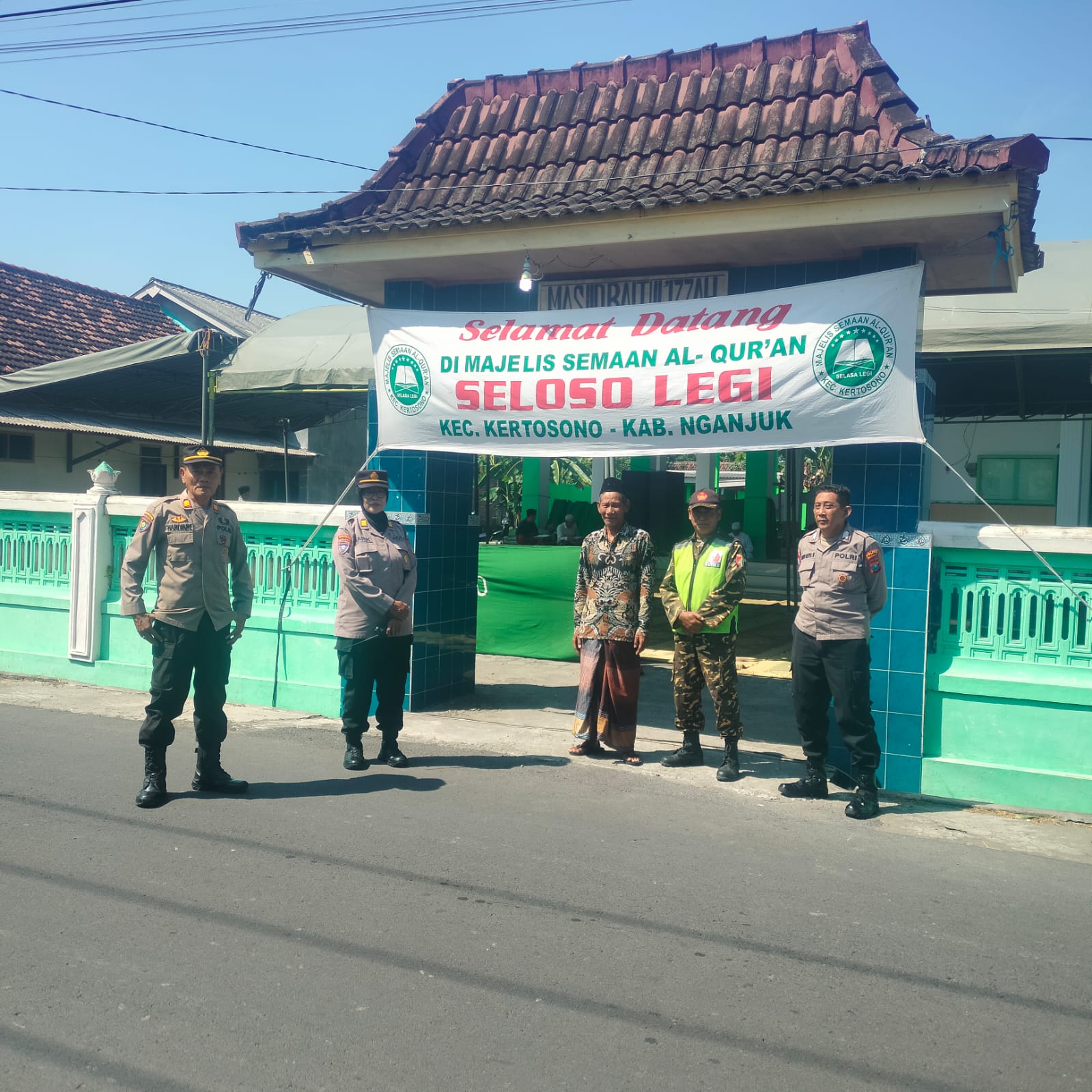 Wakapolsek Kertosono Pimpin Pengamanan Semaan Al-Qur’an di Desa Kalianyar