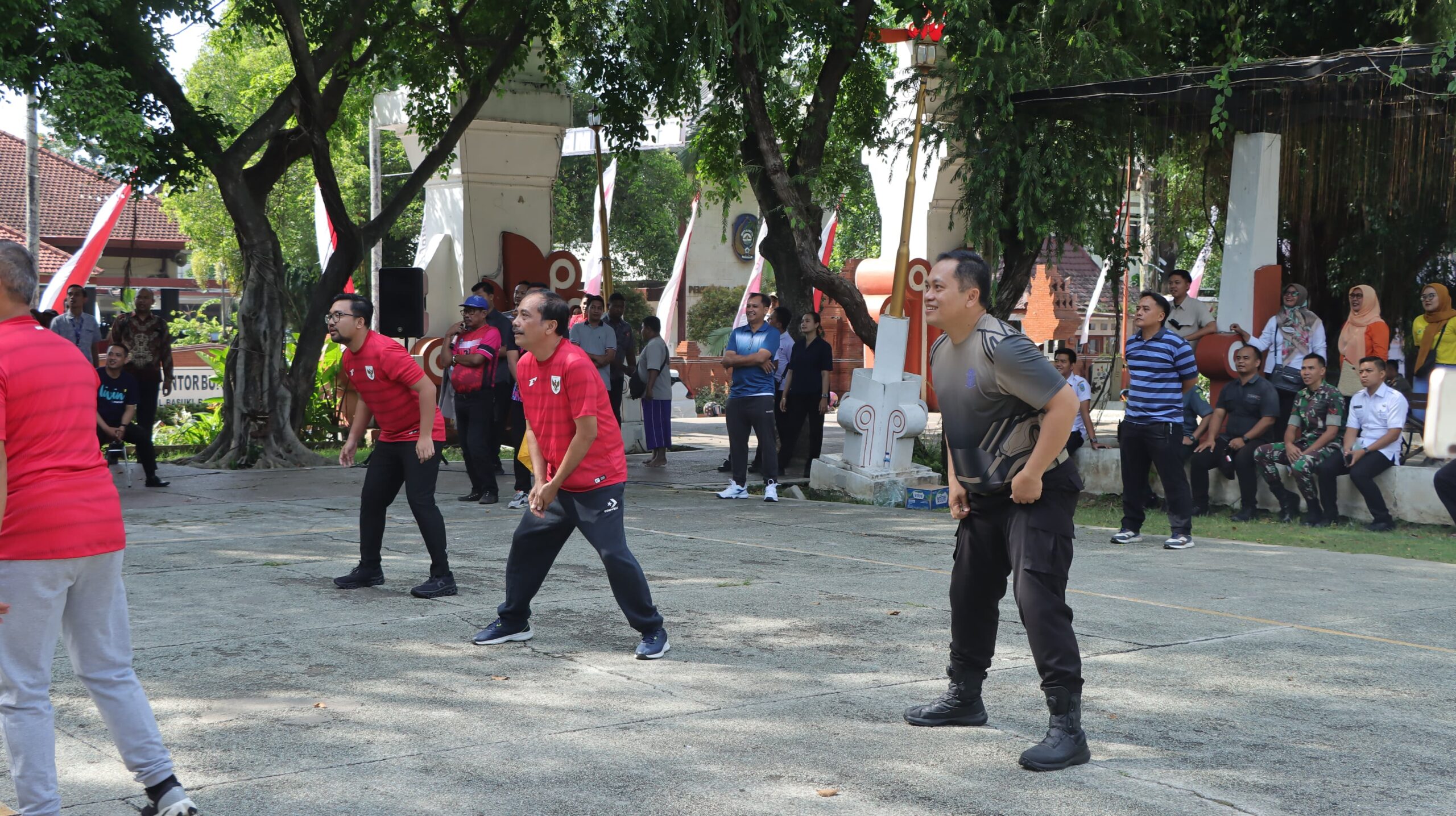 Wajah Baru Mayday di Nganjuk, Eksibisi Voli Satukan Pemerintah dan Buruh untuk Dukung Iklim Investasi