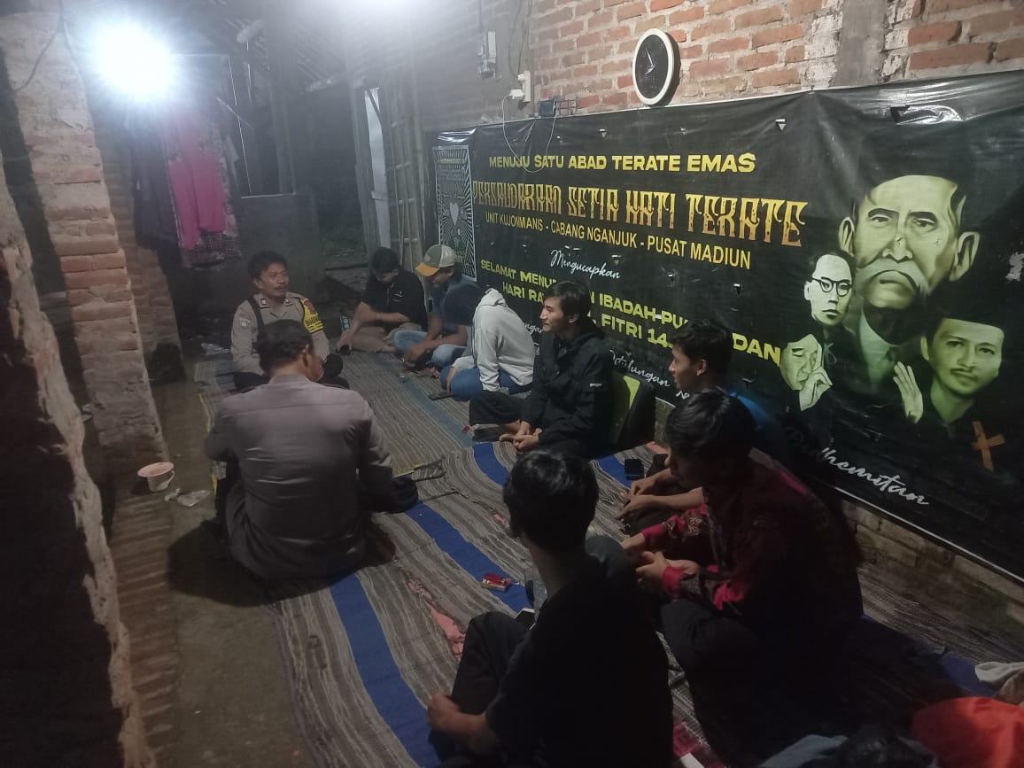 Kelola Kamtibmas Tanjunganom Tetap Kondusif, Polsek Warujayeng Gelar Patroli SOKO GURU