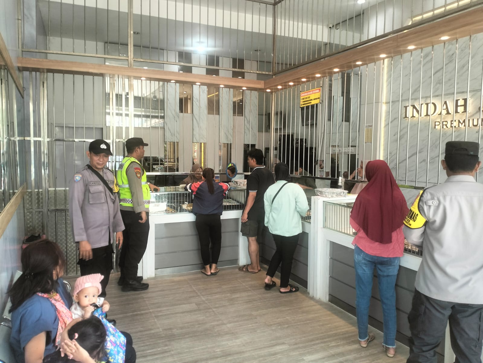 Long Week End, Polsek Warujayeng Tingkatkan Patroli Toko Perhiasan