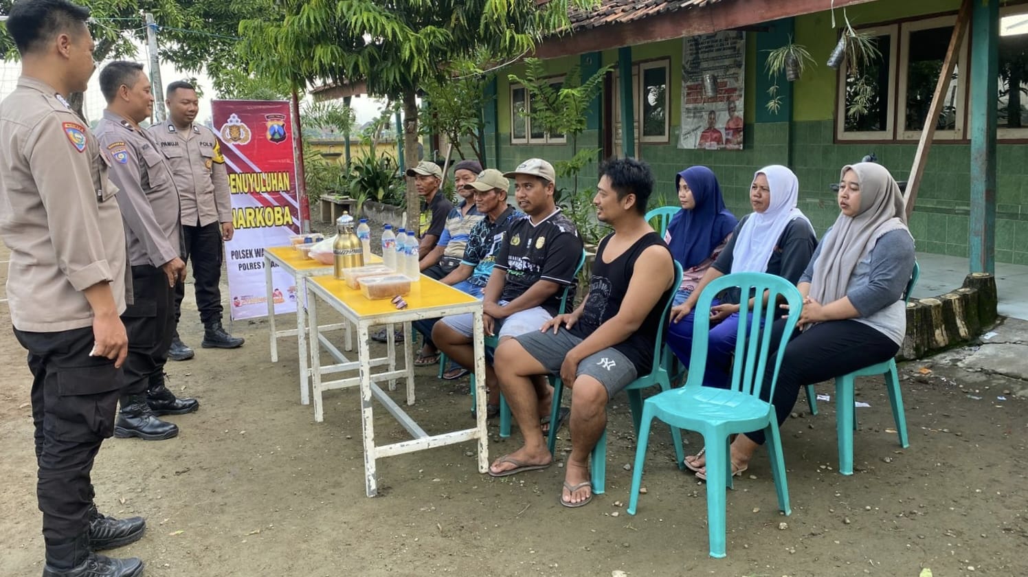 Polsek Warujayeng Beri Penyuluhan Bahaya Narkoba kepada Pemuda dan Warga Desa Getas