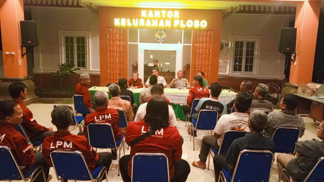 Bhabinkamtibmas Kelurahan Ploso Hadiri Pembentukan Gapoktan Bersama Tiga Pilar di Wilayah Kelurahan Ploso, Kec. Nganjuk