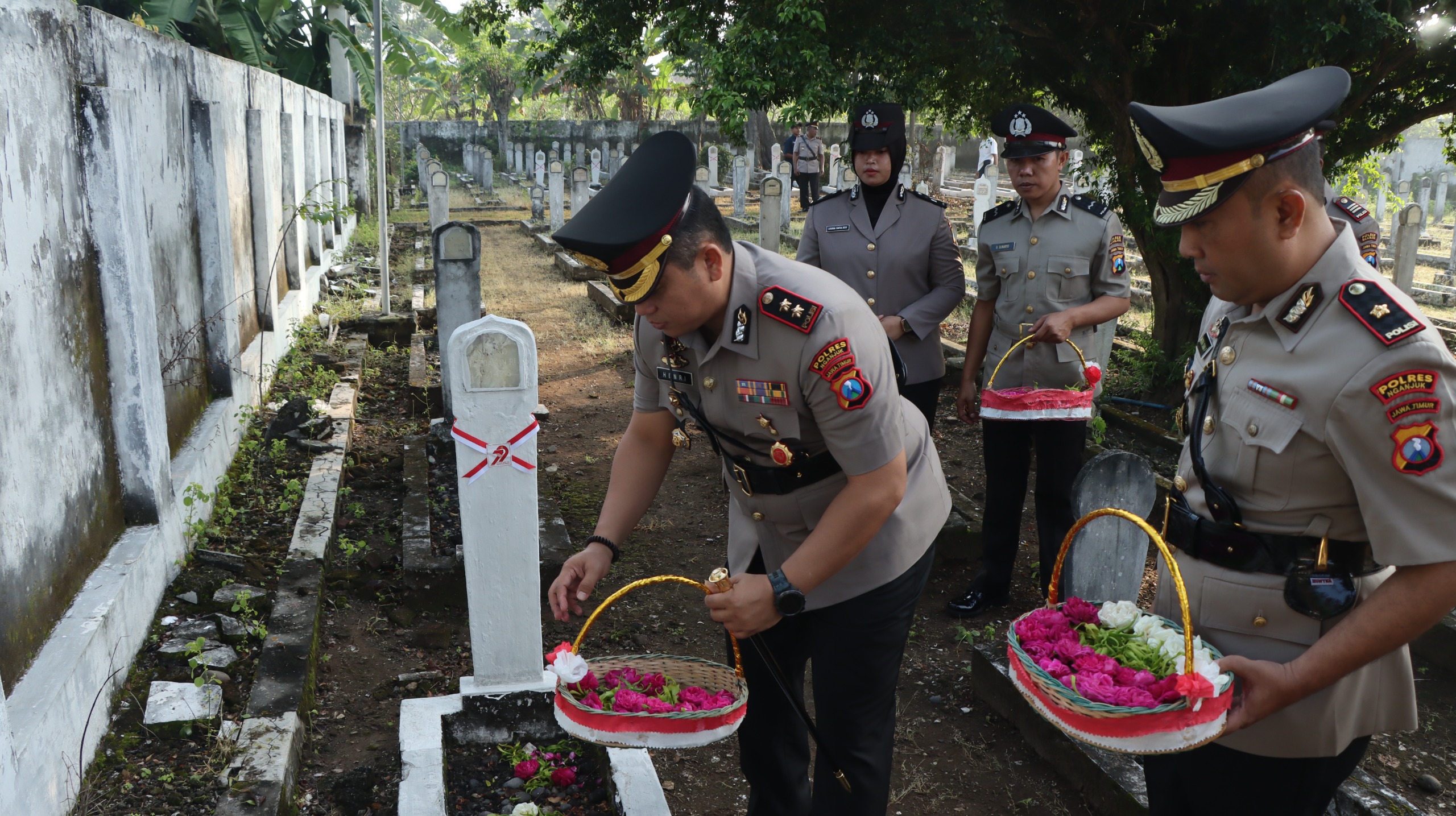 Tabur Bunga dan Doa Bersama, Polres Nganjuk Kenang Jasa Pahlawan Polri