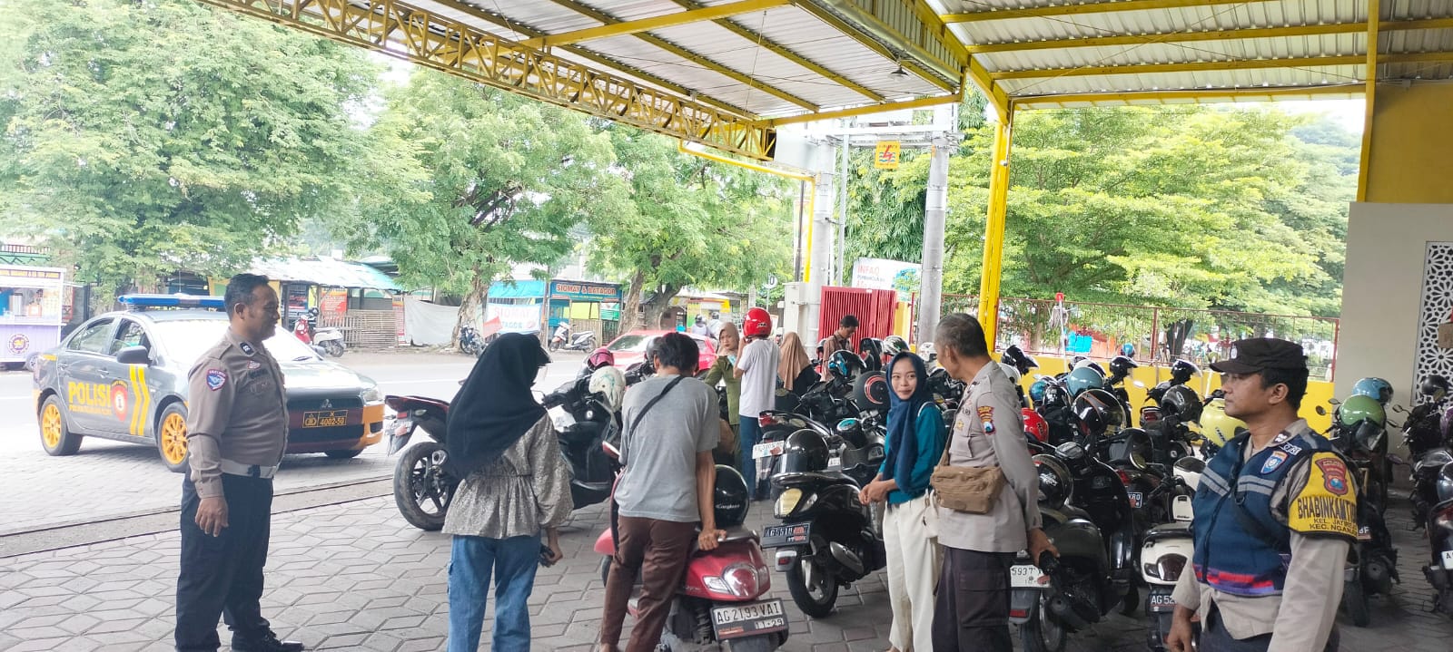 Polsek Nganjuk Kota Gelar Patroli KRYD, Cegah Curanmor dan Gangguan Kamtibmas Saat Long Weekend