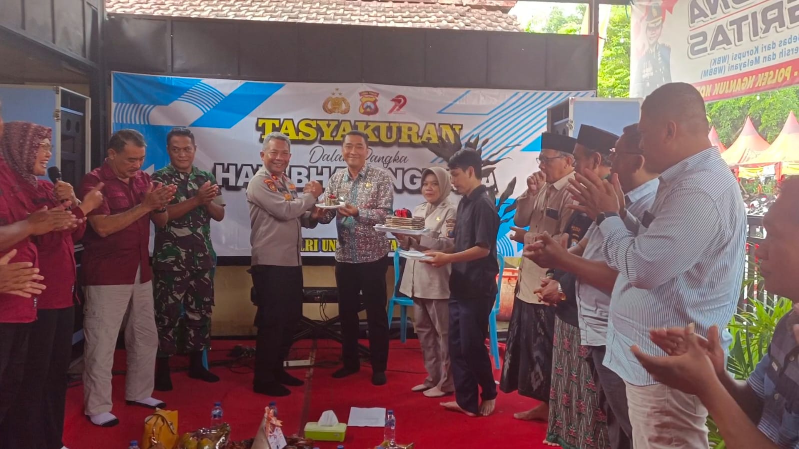 Gelar Tasyakuran Hari Bhayangkara ke-79, Polsek Nganjuk Kota Polri Untuk Masyarakat