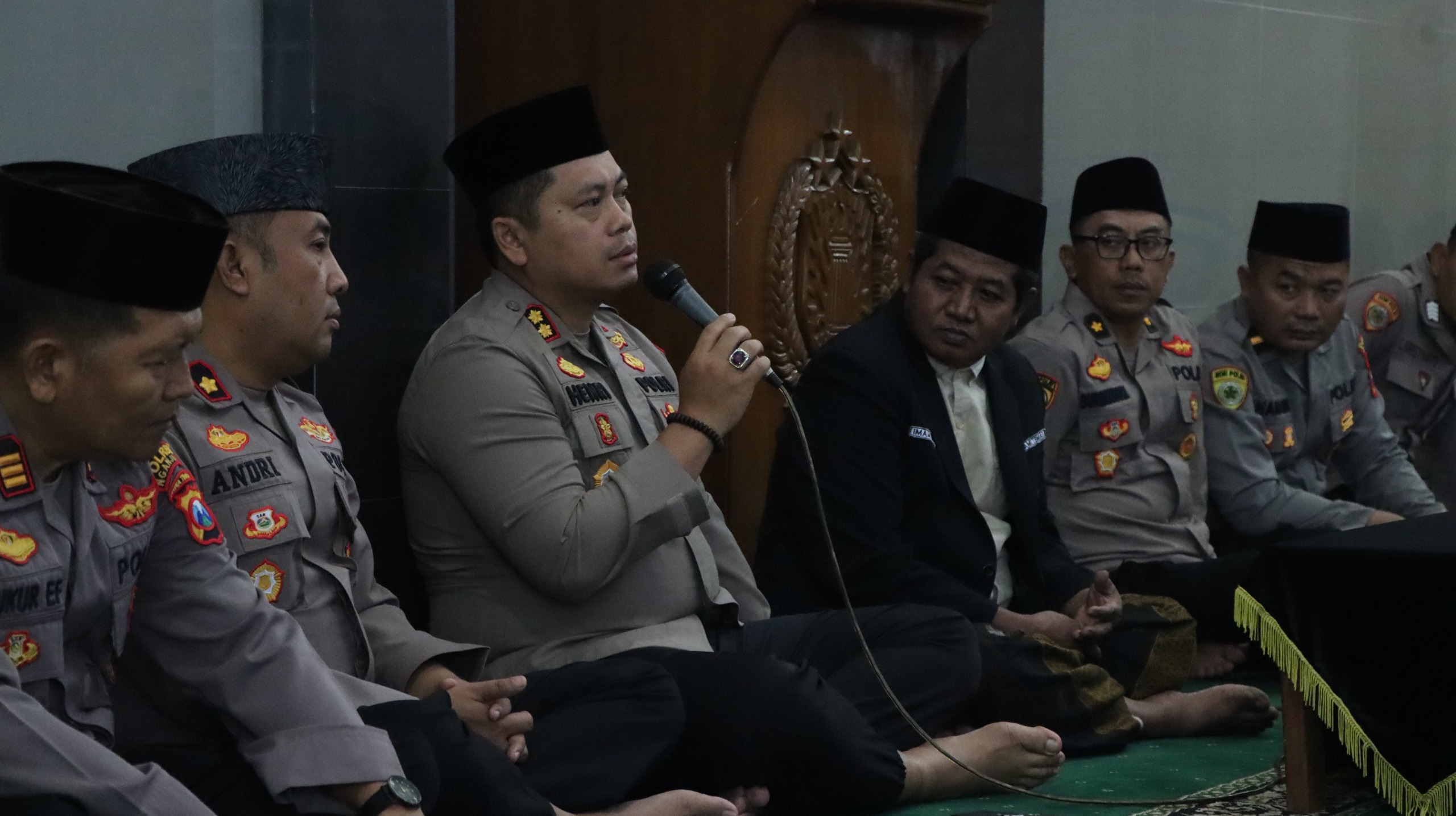 Polres Nganjuk Gelar Binrohtal, Kapolres Ajak Anggota Tingkatkan Rasa Syukur