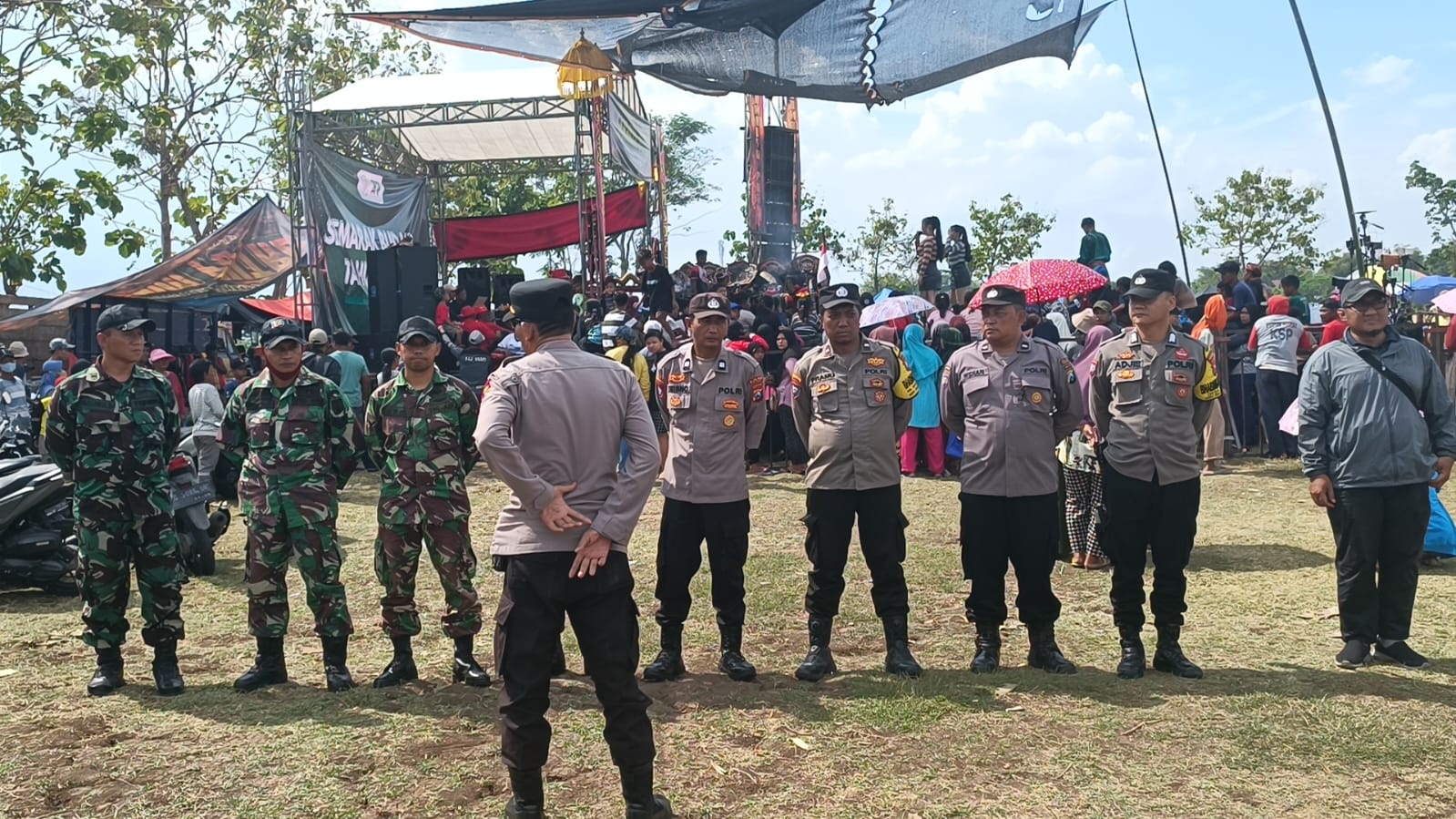 Polsek Warujayeng Amankan Pertunjukan Jaranan Samboyo Putro di Desa Banjaranyar