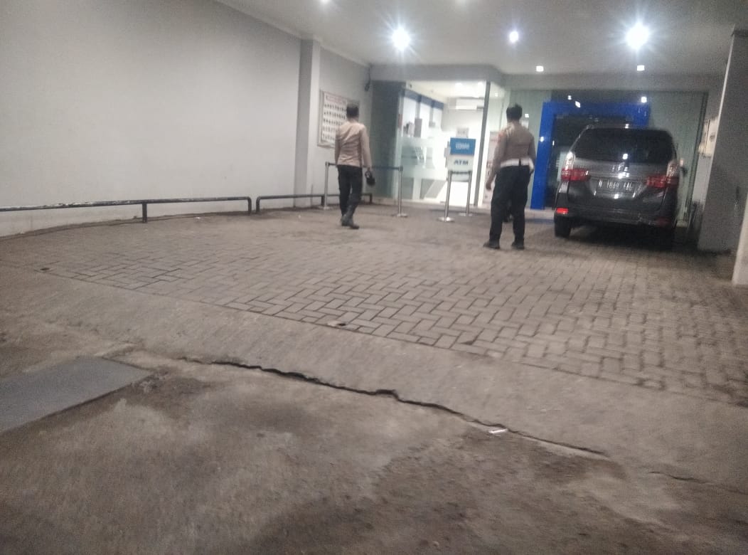 Polsek Kertosono Gelar Patroli Perbankan untuk Cegah Tindak Kejahatan di ATM