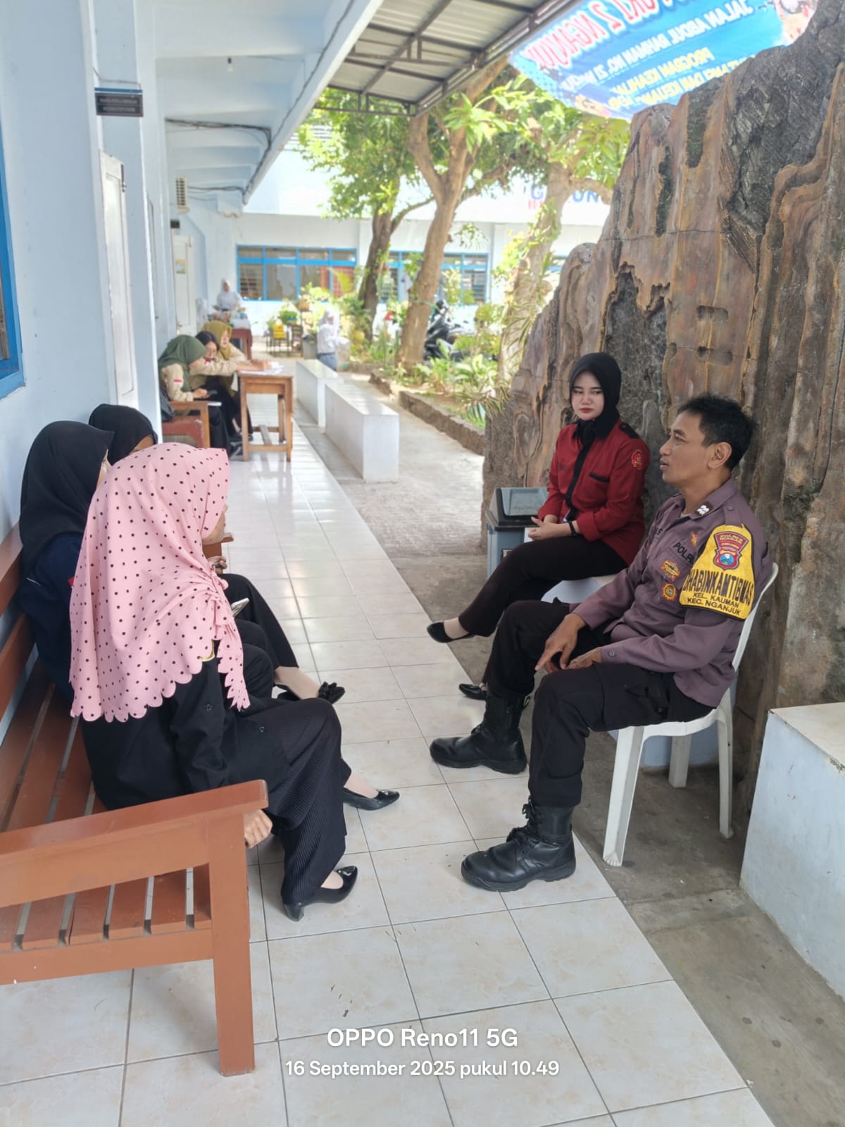 Bhabinkamtibmas Kauman Giat Sambang Kamtibmas ke Universitas PGRI Mpu Sindok