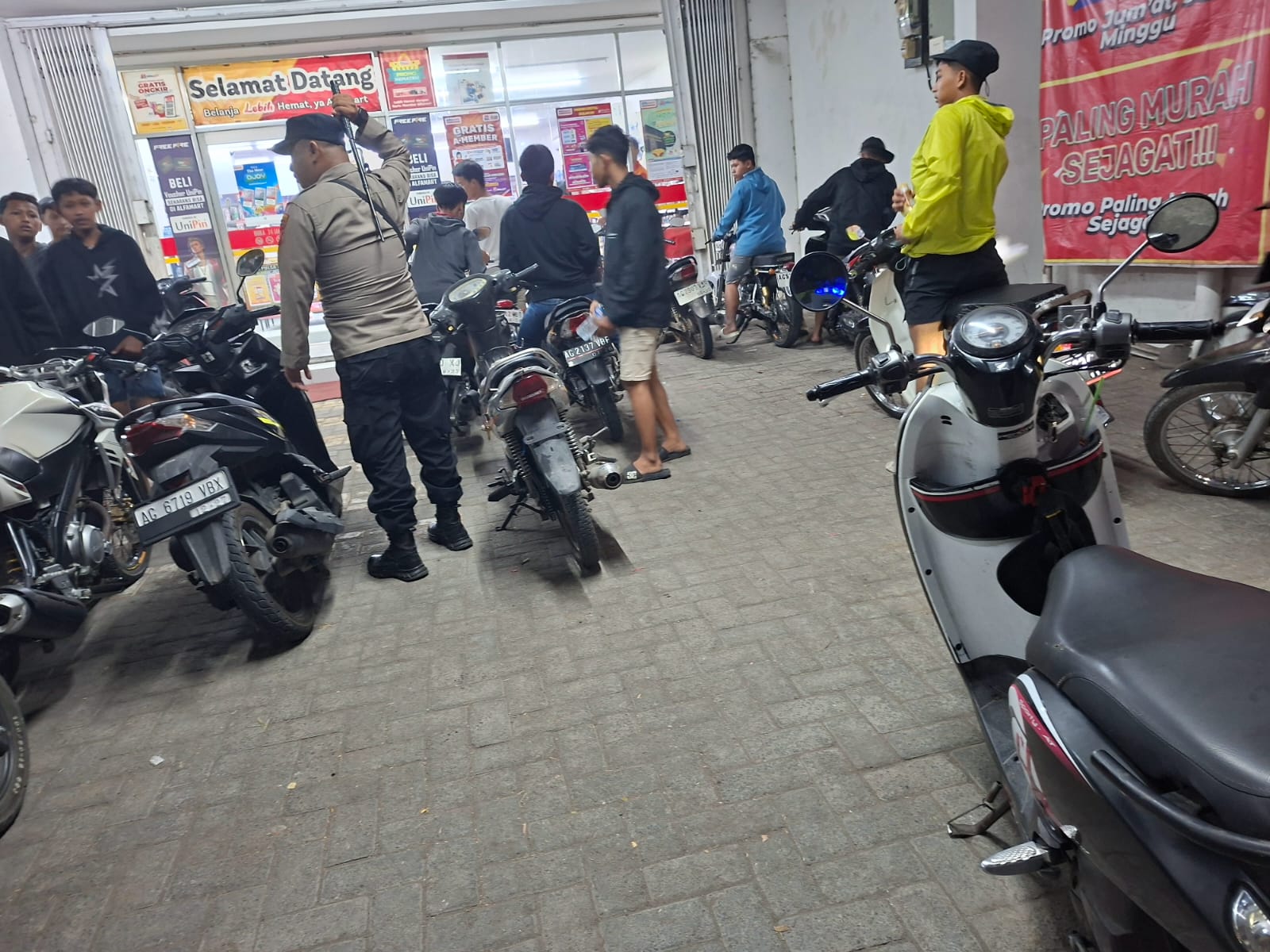 Polsek Warujayeng Himbau Remaja Hindari Balap Liar dan Knalpot Brong di Sekitar Alun-Alun