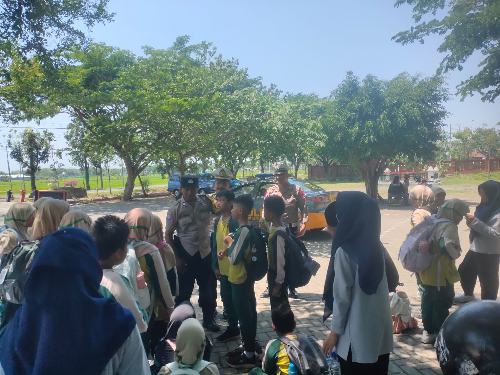 Polsek Nganjuk Kota Gelar “Polisi Sahabat Anak”, Tanamkan Disiplin dan Cinta Tertib Lalu Lintas Sejak Dini