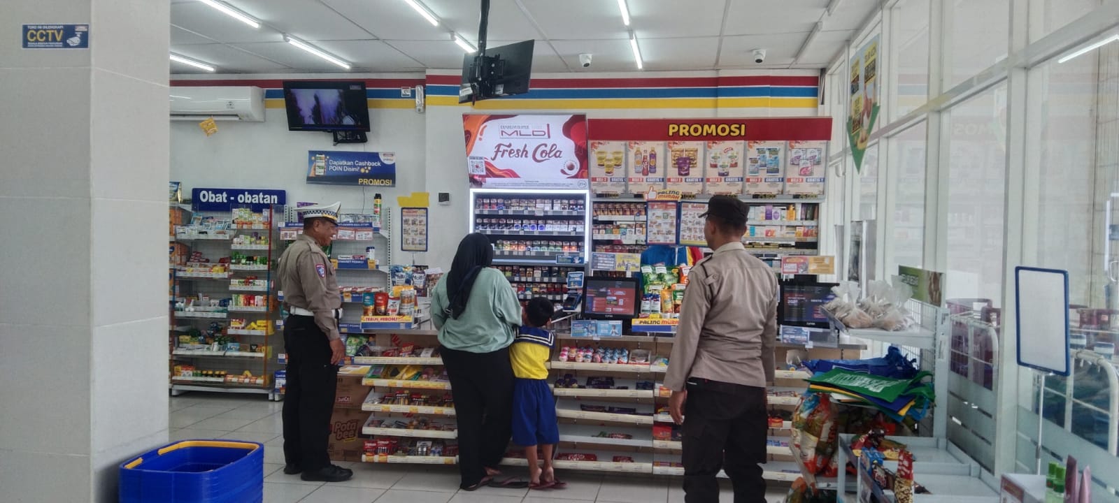 Cegah Curanmor Polsek Kertosono Gelar Patroli di Toko Swalayan