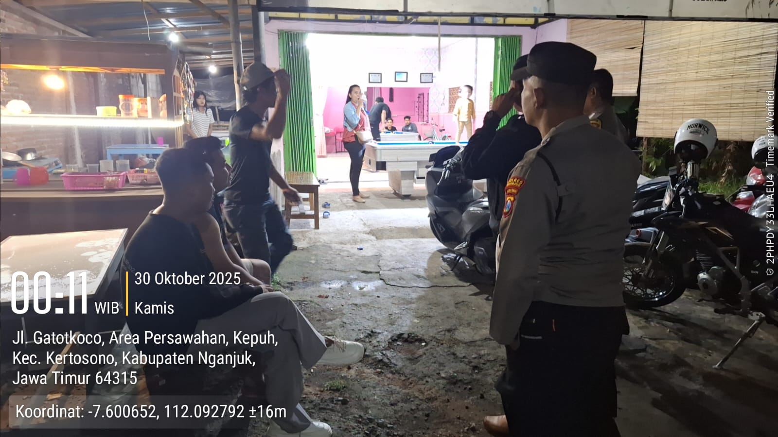Cegah Gesekan Antar Perguruan Silat, Polsek Kertosono Laksanakan Patroli Blue Light