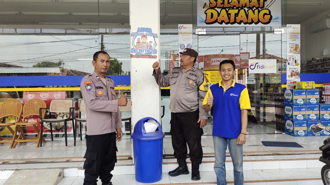 Polsek Warujayeng Sosialisasikan Layanan “Lapor Kapolres Nganjuk” di Wilayah Kecamatan Tanjunganom