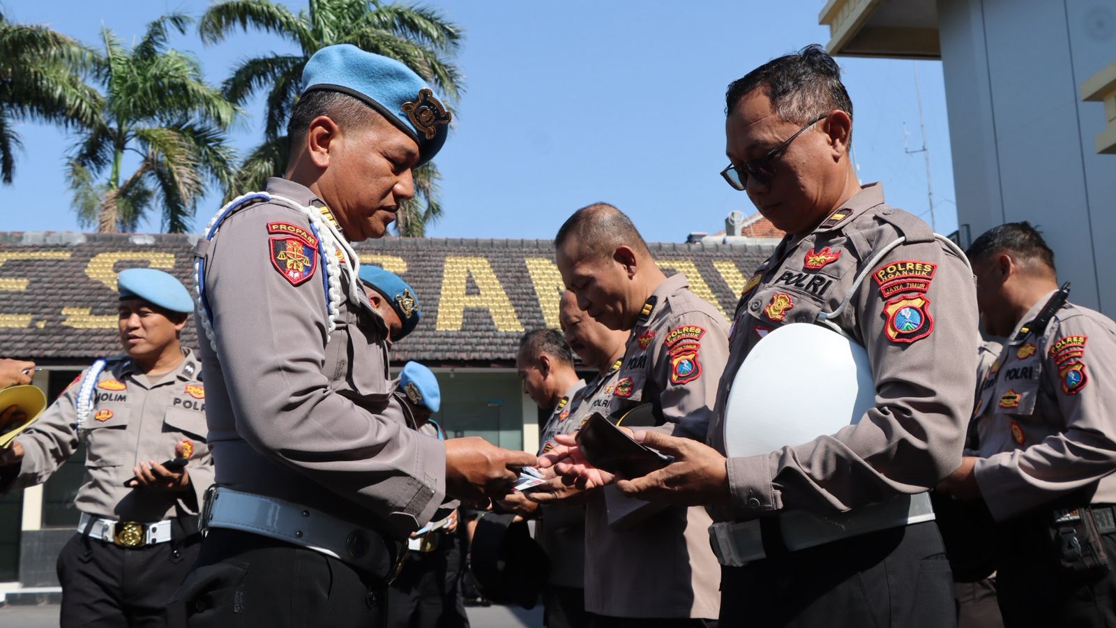 Bidpropam Polda Jatim Gelar Mitigasi Pelanggaran di Polres Nganjuk, Kapolres Tekankan Disiplin dan Keteladanan Personel