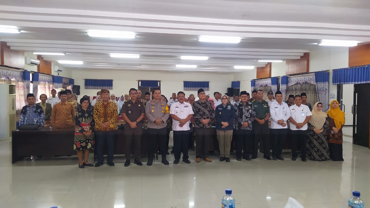 Kapolres Nganjuk Hadiri FGD FKUB: Bahas Tantangan Kerukunan Umat Beragama di Era Post Truth