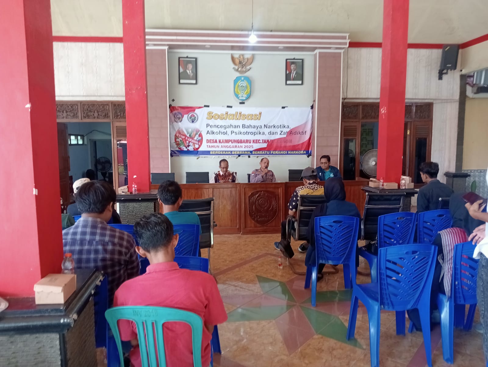 Kanit Binmas Polsek Warujayeng Hadiri Sosialisasi Pencegahan Penyalahgunaan Narkoba di Desa Kampungbaru