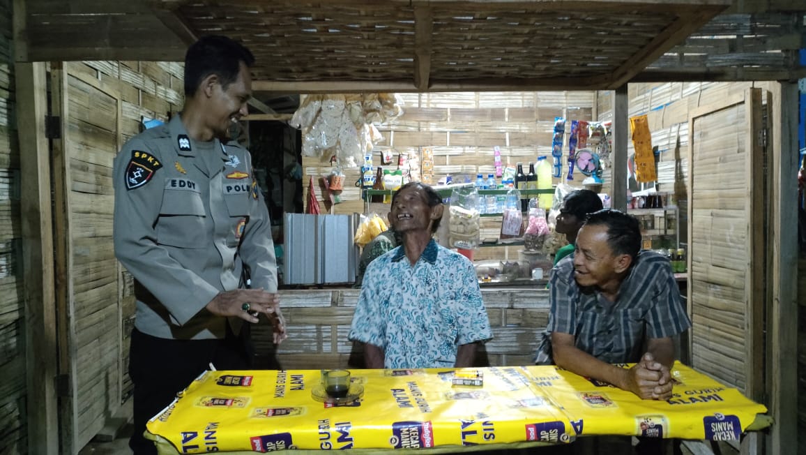 Polsek Jatikalen Lakukan Patroli Dialogis untuk Mendekatkan diri dengan Masyarakat