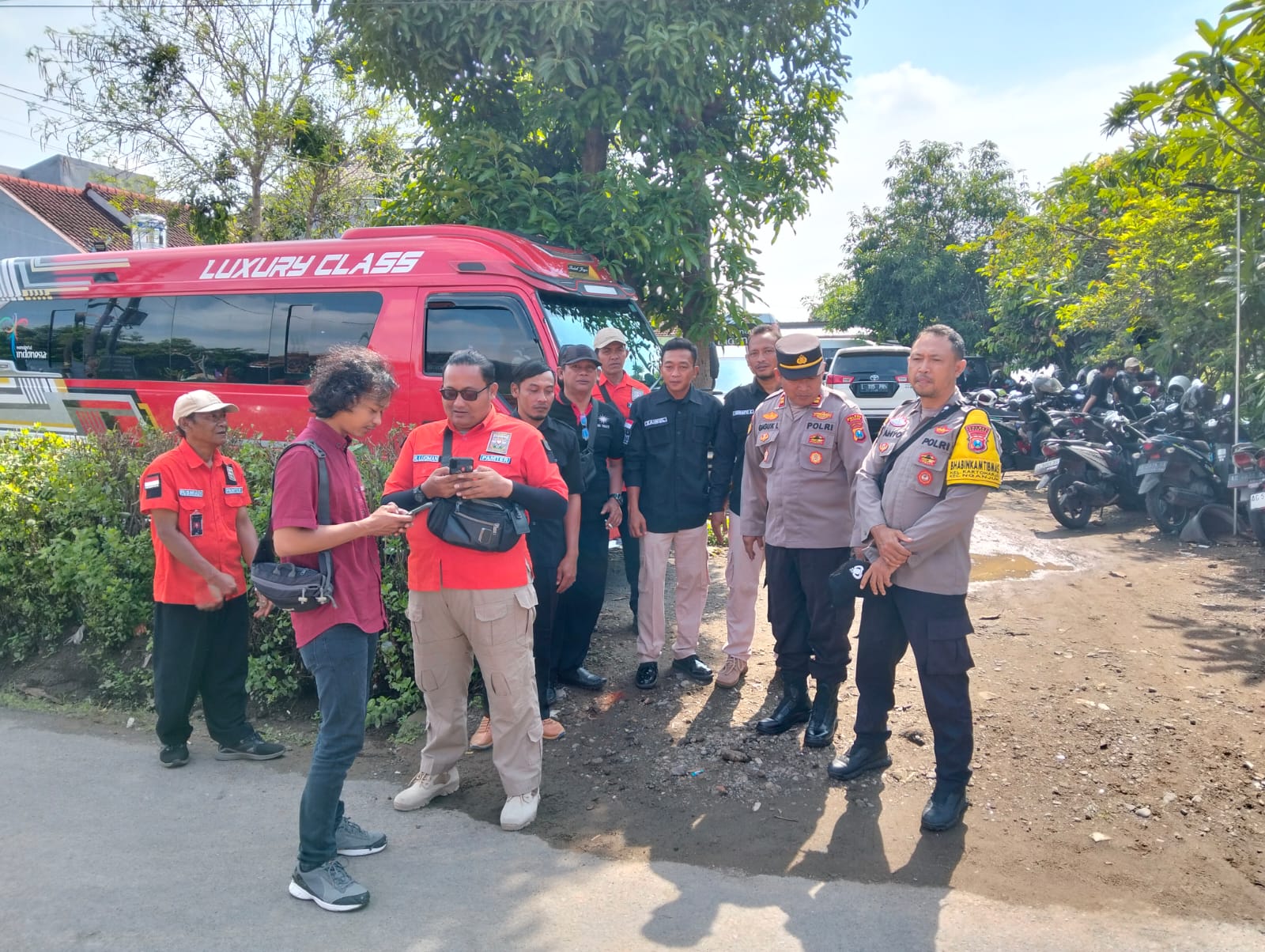 Polsek Nganjuk Kota Amankan Giat UKT PSHT di Padepokan Kelurahan Bogo, Pastikan Kegiatan Berjalan Aman dan Lancar