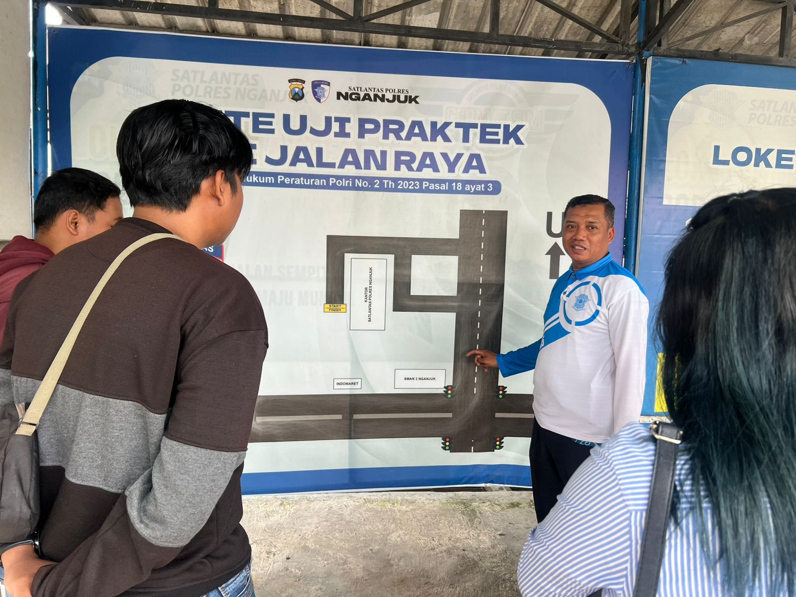 Polantas Menyapa, Edukasi Ujian Praktik SIM Lewat Simulasi Jalan Raya