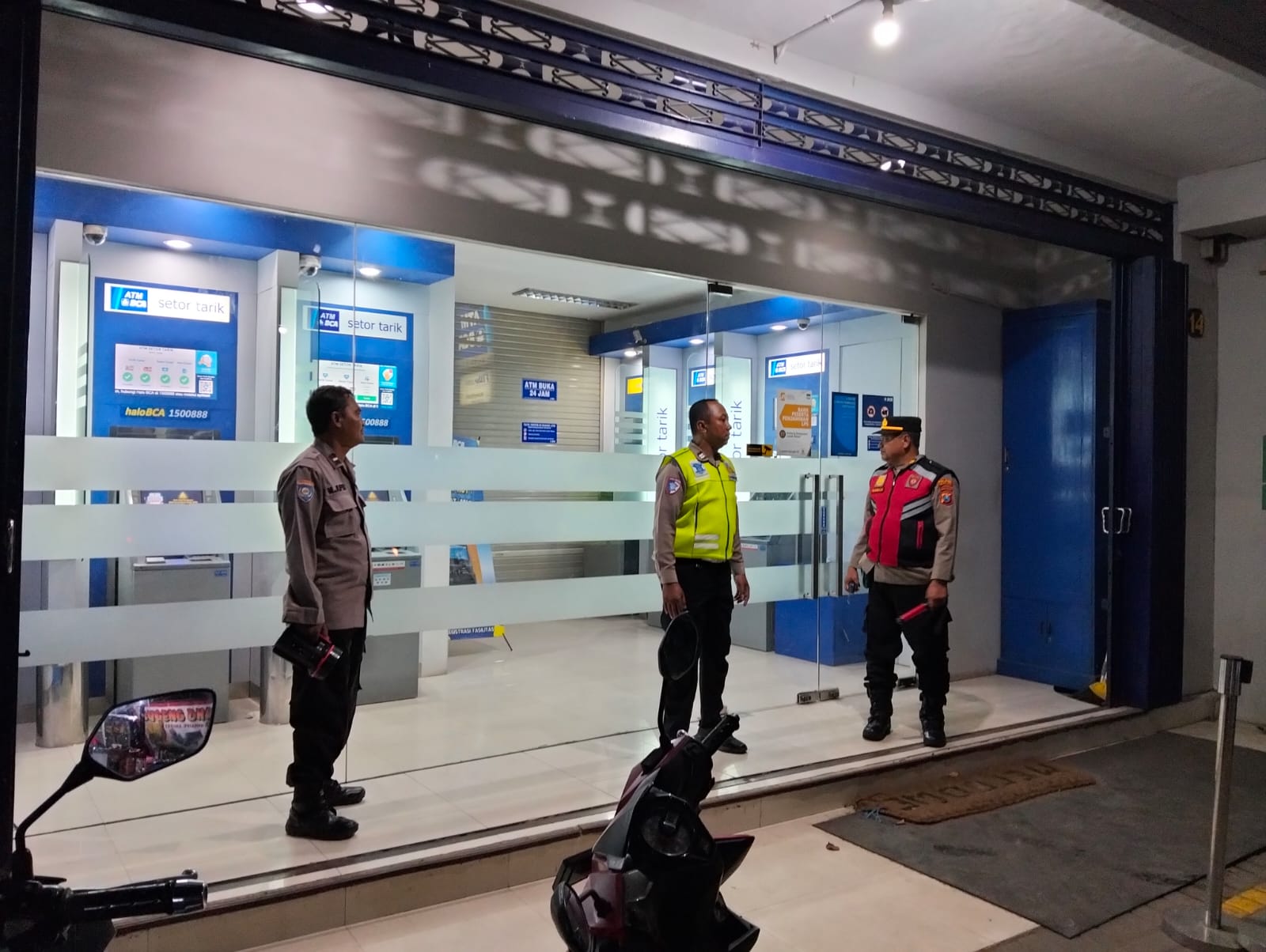 Polsek Kertosono Gelar Patroli Perbankan untuk Cegah Tindak Kejahatan di ATM