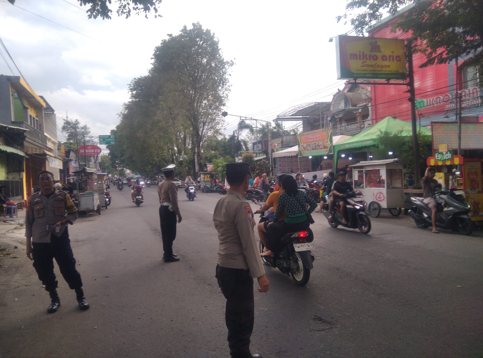 Cegah Gangguan Kamtibmas Polsek Kertosono Patroli Jelang Buka Puasa