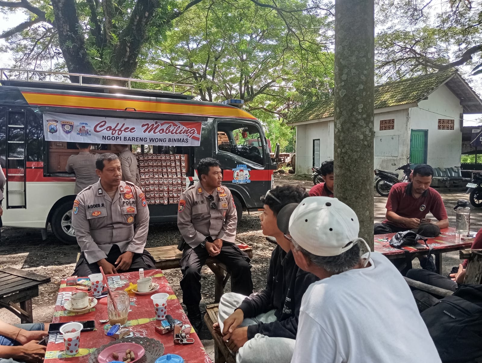 Ngopi Bareng Wong Binmas, Cara Humanis Polres Nganjuk Serap Aspirasi Warga Patianrowo