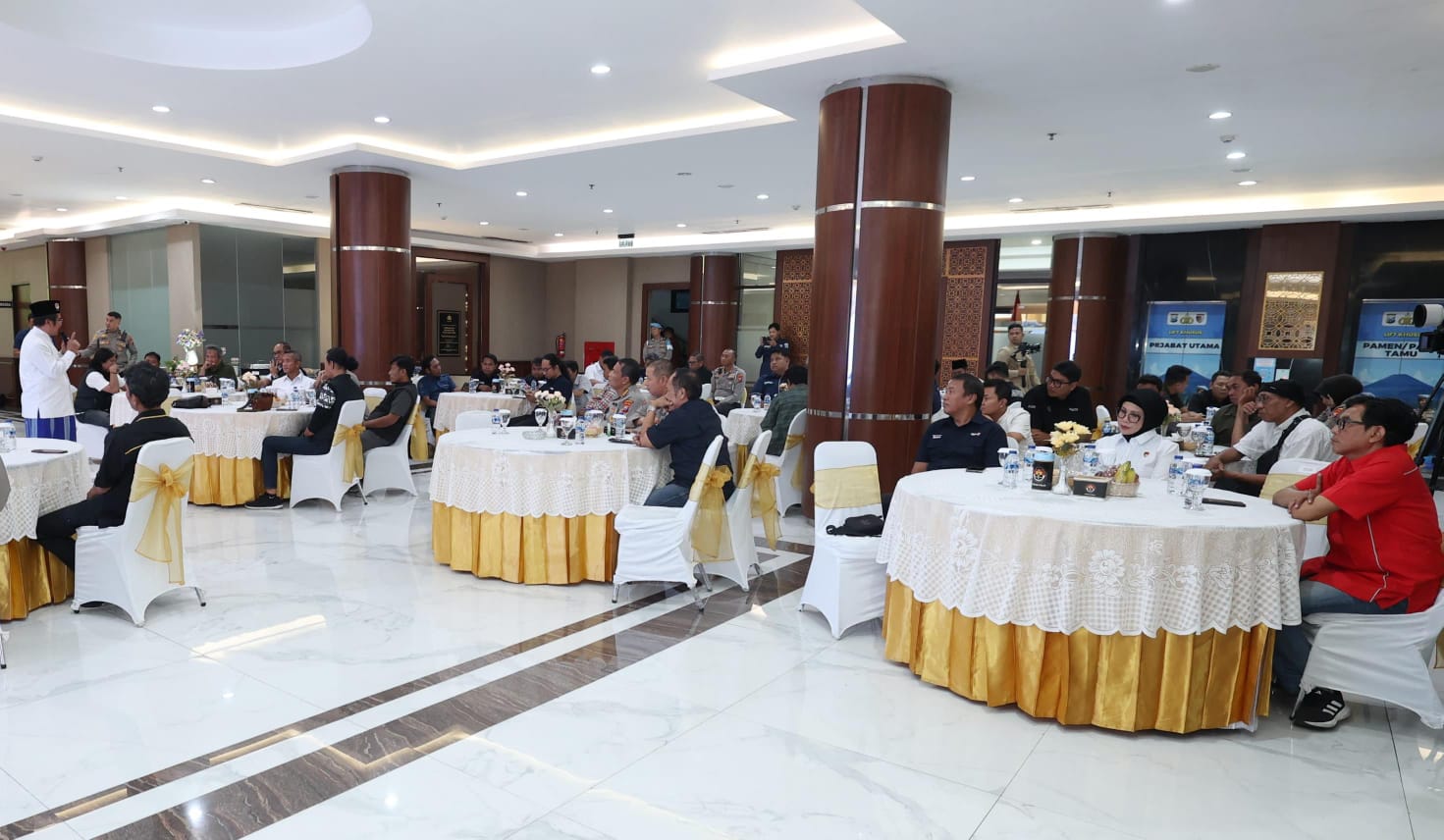 Polda Jatim Gelar Buka Puasa Bersama Insan Pers Perkuat Sinergitas dan Keterbukaan Informasi Publik