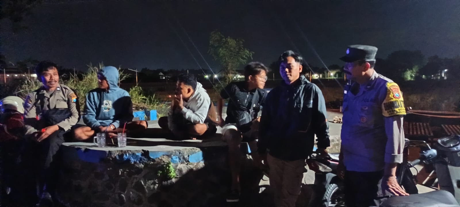 Cegah Gesekan Antar Pemuda, Polsek Warujayeng Rutin Gelar Patroli Sahur Selama Ramadhan