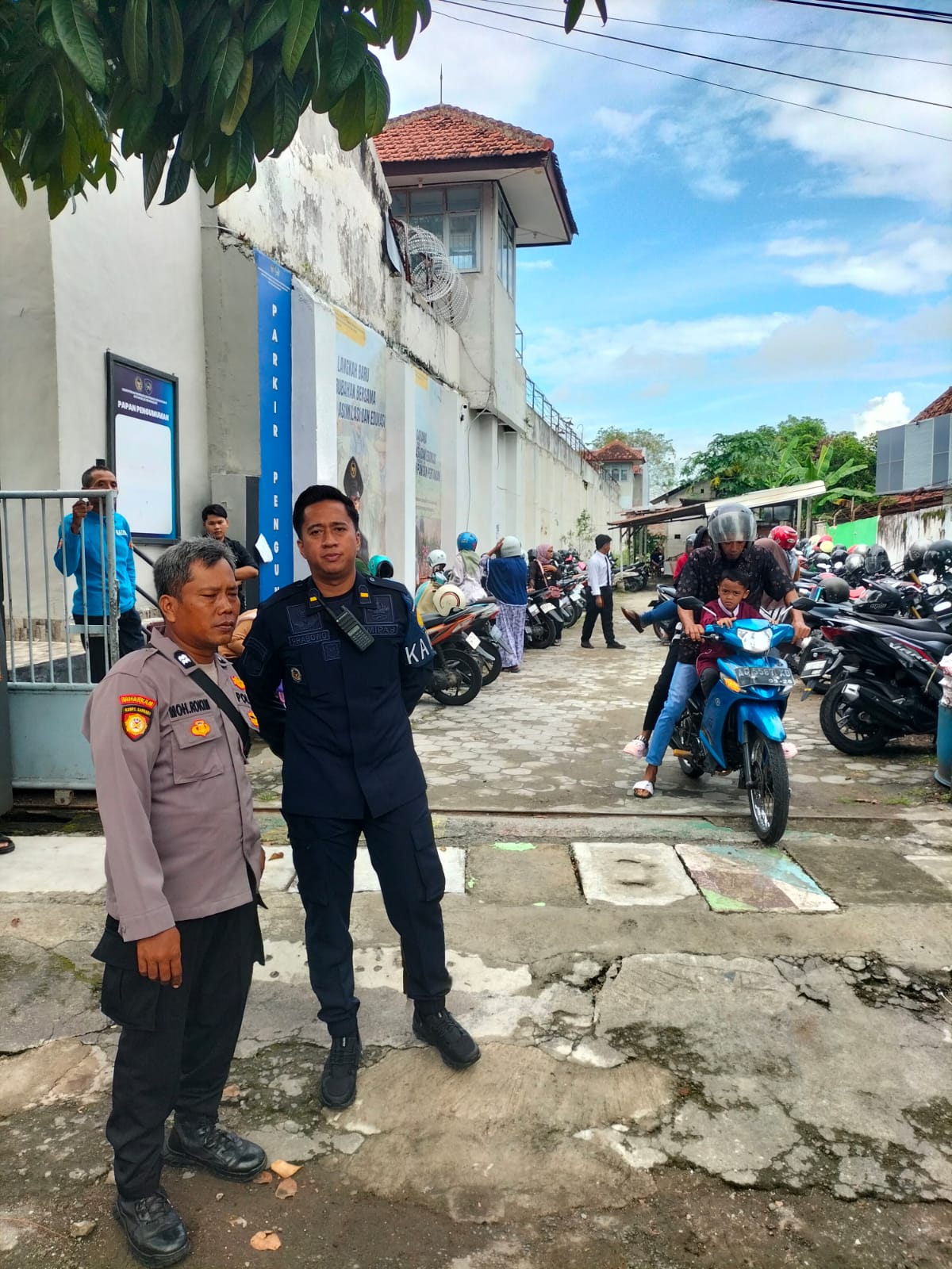 Polsek Nganjuk Kota Tingkatkan Himbauan Keamanan Parkir Saat Idul Fitri, Antisipasi Curanmor