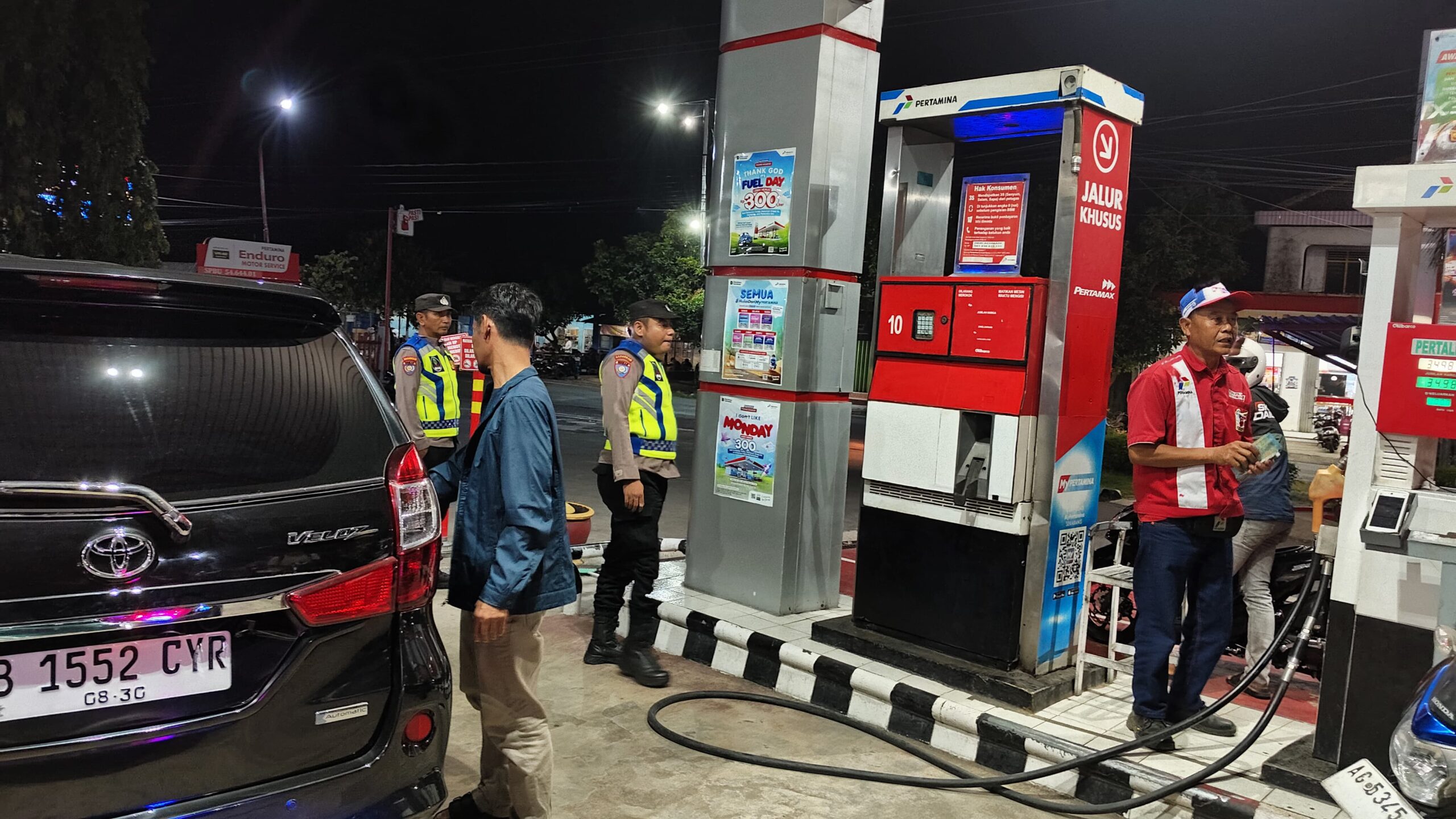 Polsek Warujayeng Intensifkan Patroli Objek Vital SPBU, Pastikan Keamanan dan Ketersediaan BBM