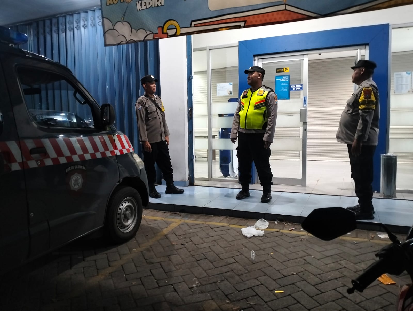 Polsek Warujayeng Gelar Patroli Perbankan, Cegah Tindak Kejahatan di ATM Saat Libur Idul Fitri