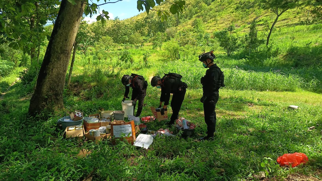 Polres Tulungagung Musnahkan 22 Kg Bahan Peledak dan Ratusan Petasan