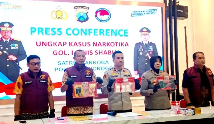 Polres Ponorogo Amankan Pengedar Narkoba Asal Madiun, Sita 301 Gram Sabu