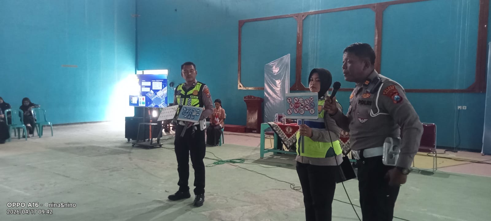 Polantas Menyapa ke Sekolah, Satlantas Polres Nganjuk Tanamkan Safety Riding Sejak Dini