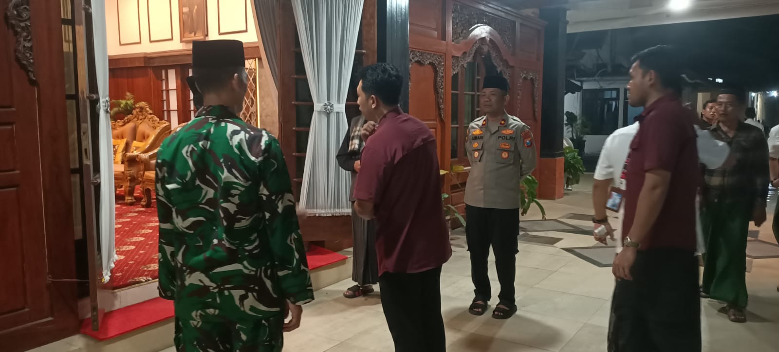Semaan Al-Qur’an dan Dzikir Ghofilin Warnai Hari Jadi ke-1089 Nganjuk, Ribuan Jamaah Padati Pendopo