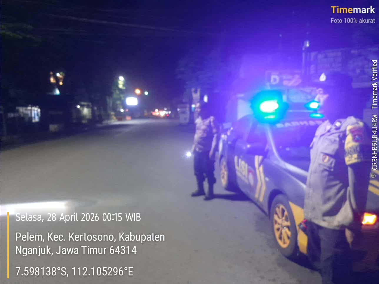 Patroli Blue Light Polsek Kertosono Menjaga Keamanan Saat Dini Hari